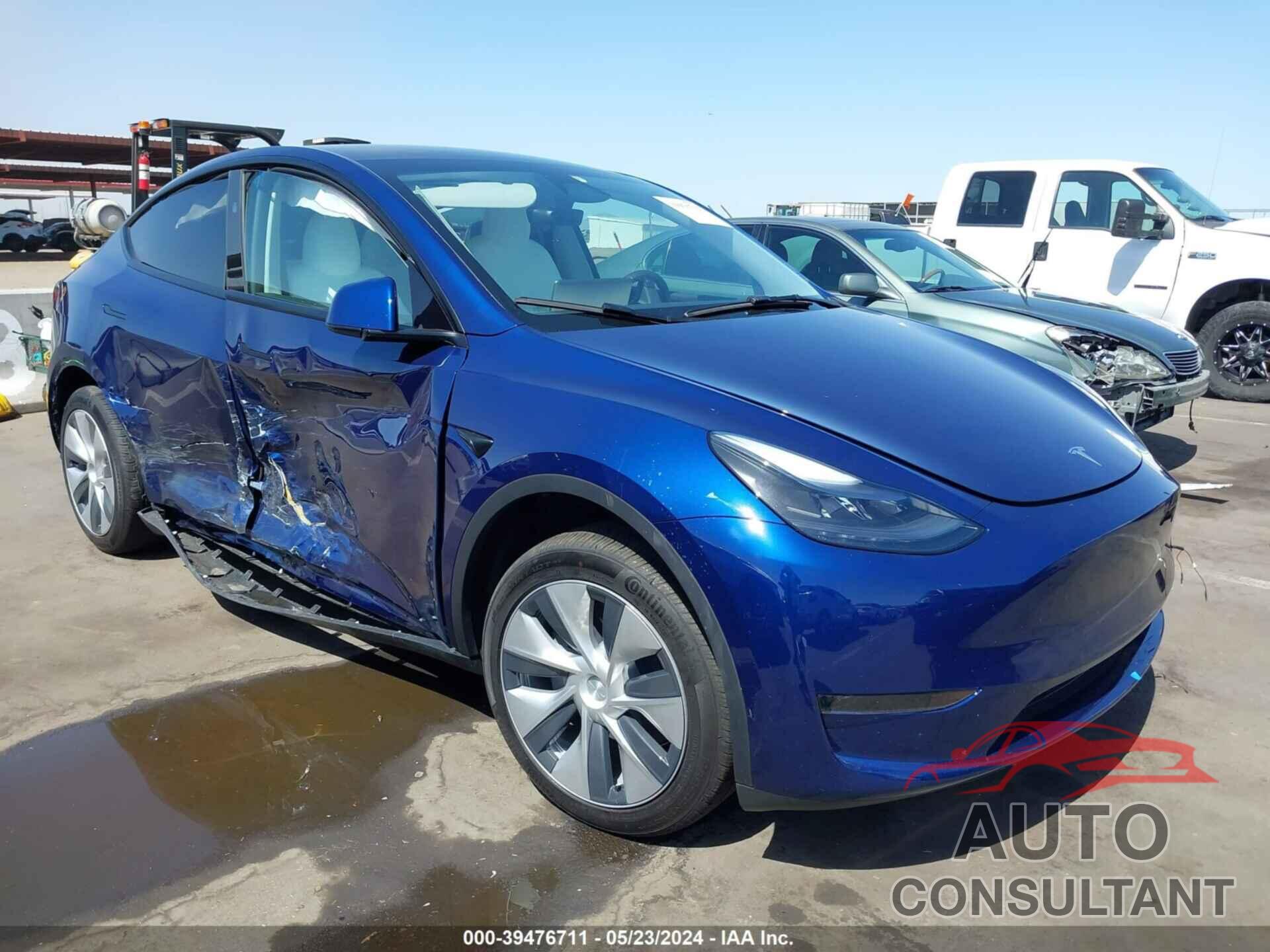 TESLA MODEL Y 2024 - 7SAYGDED3RF014848