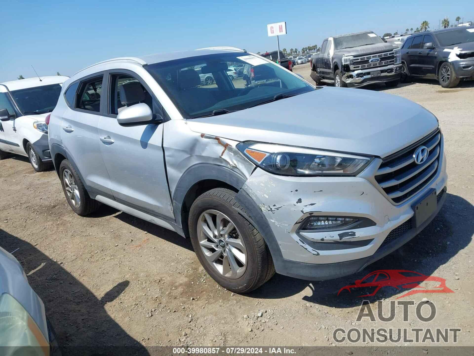 HYUNDAI TUCSON 2018 - KM8J3CA47JU766036