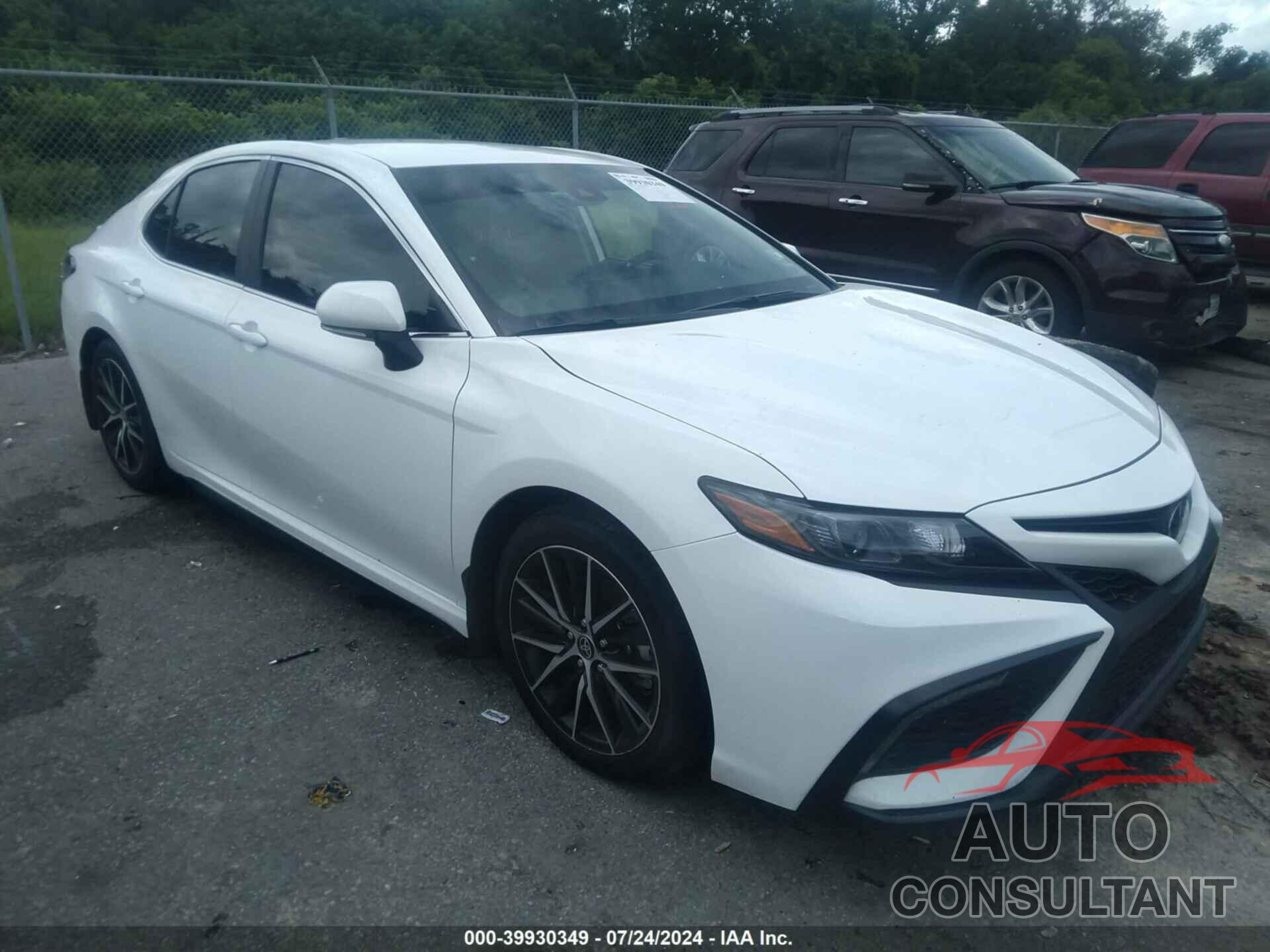 TOYOTA CAMRY 2024 - 4T1G11AKXRU911407