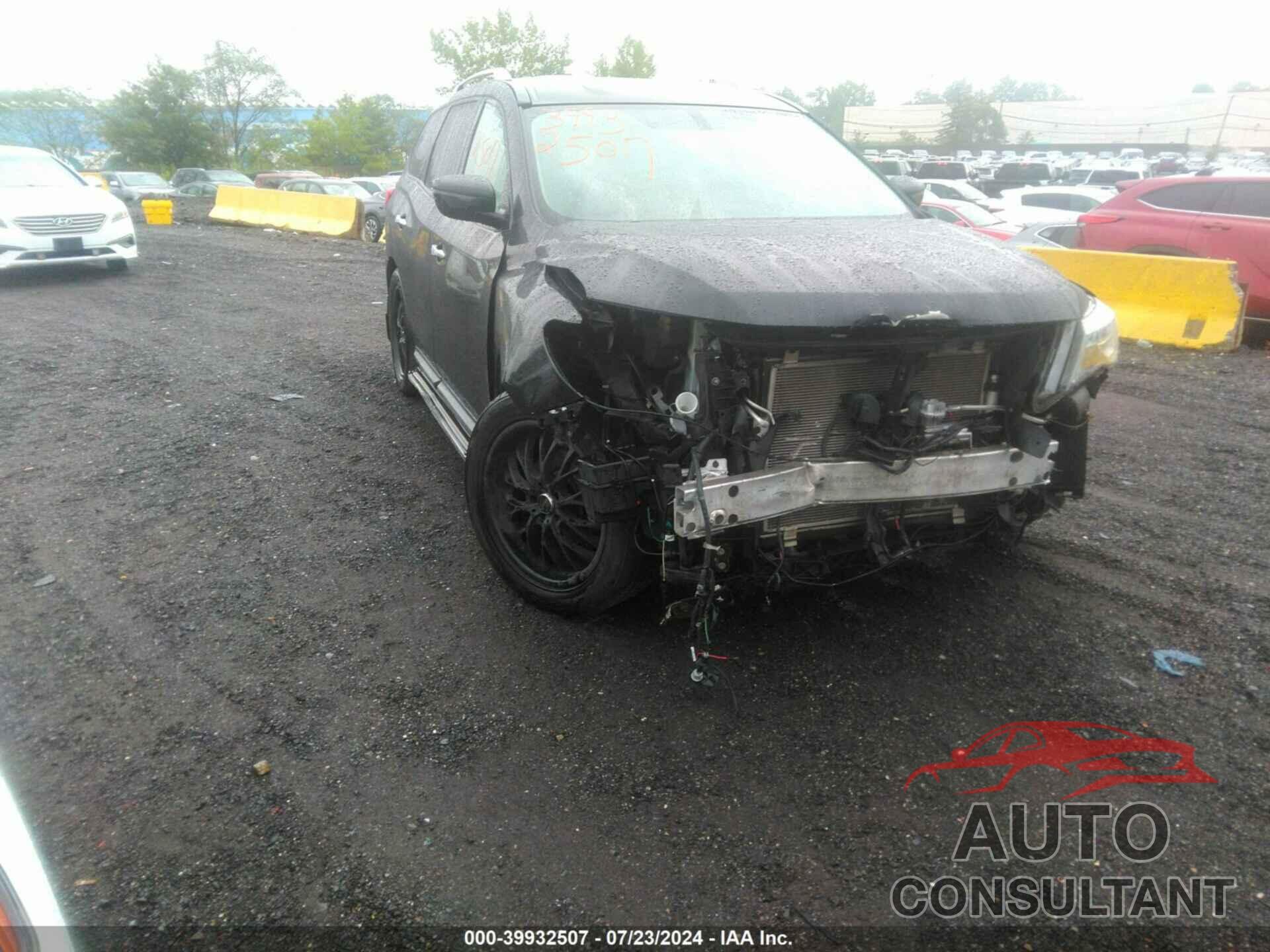 NISSAN PATHFINDER 2017 - 5N1DR2MM5HC664946