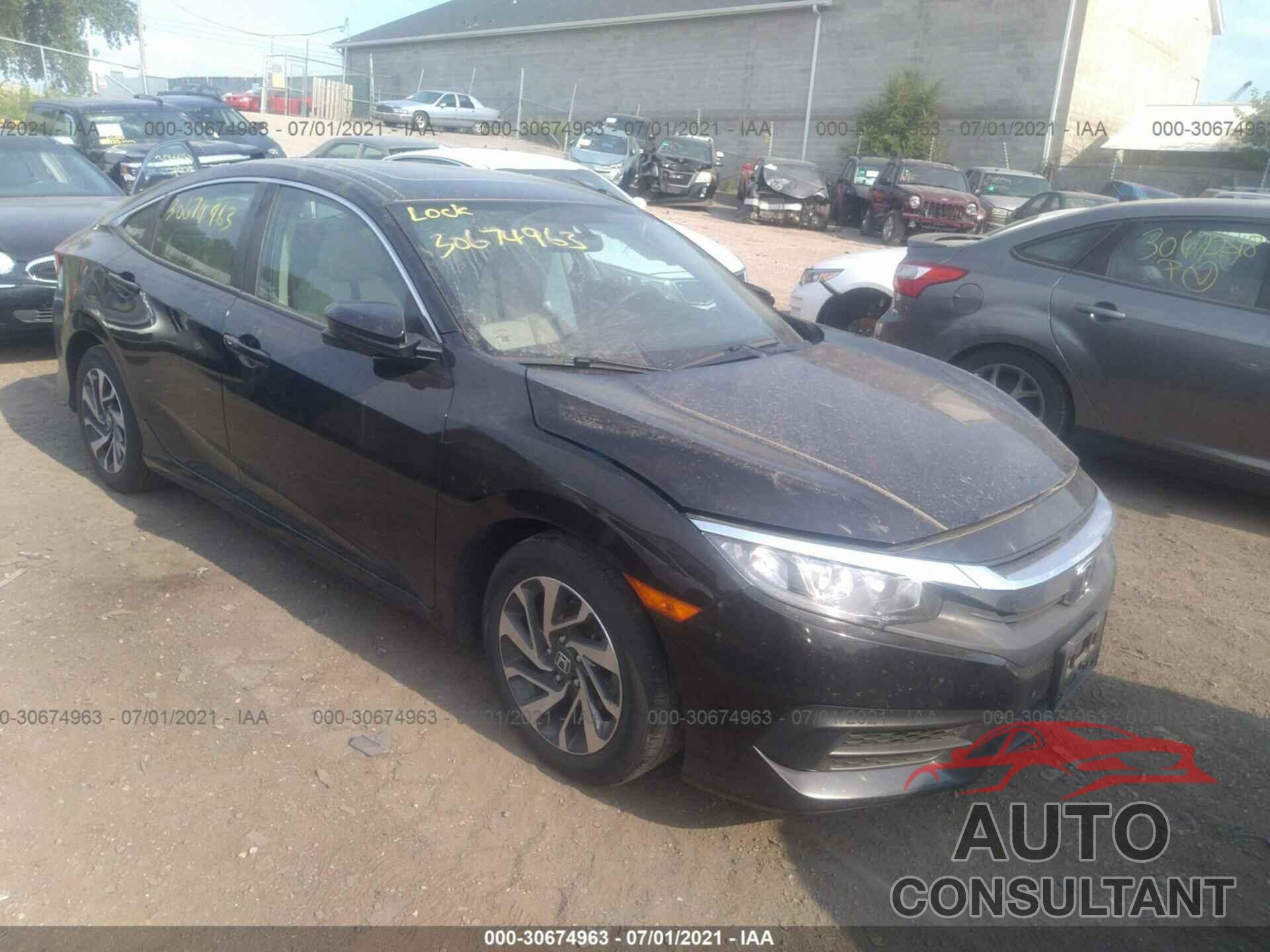 HONDA CIVIC SEDAN 2017 - 19XFC2F75HE030728