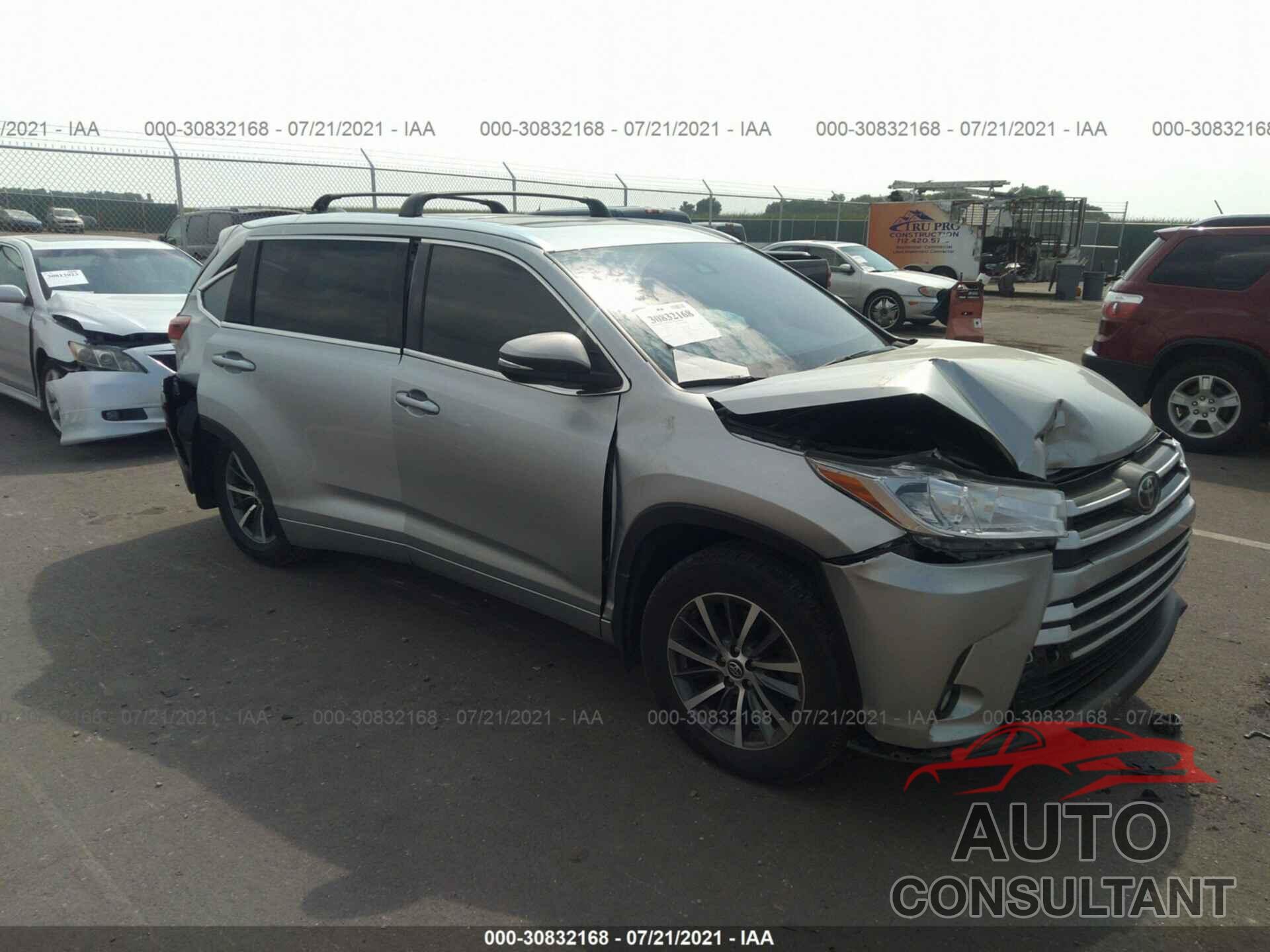 TOYOTA HIGHLANDER 2017 - 5TDJZRFH3HS466431