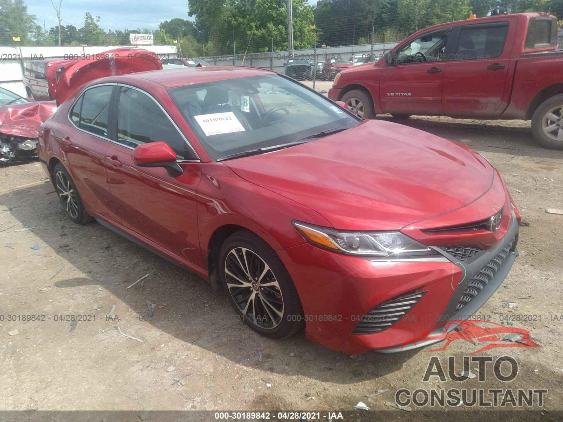 TOYOTA CAMRY 2020 - 4T1G11AK7LU385695