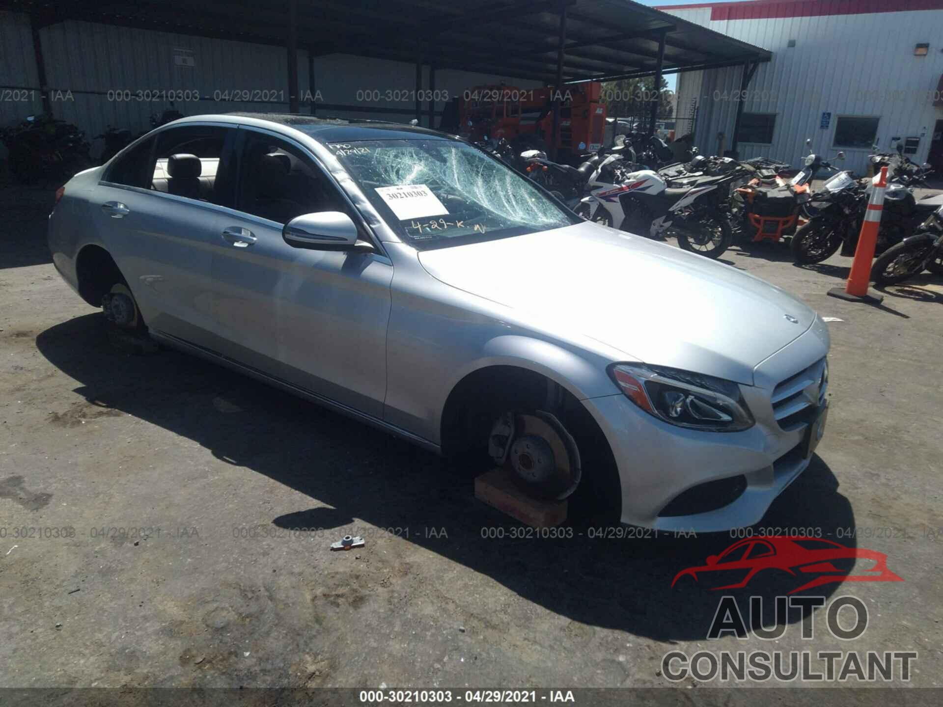 MERCEDES-BENZ C-CLASS 2016 - 55SWF4JB2GU175277