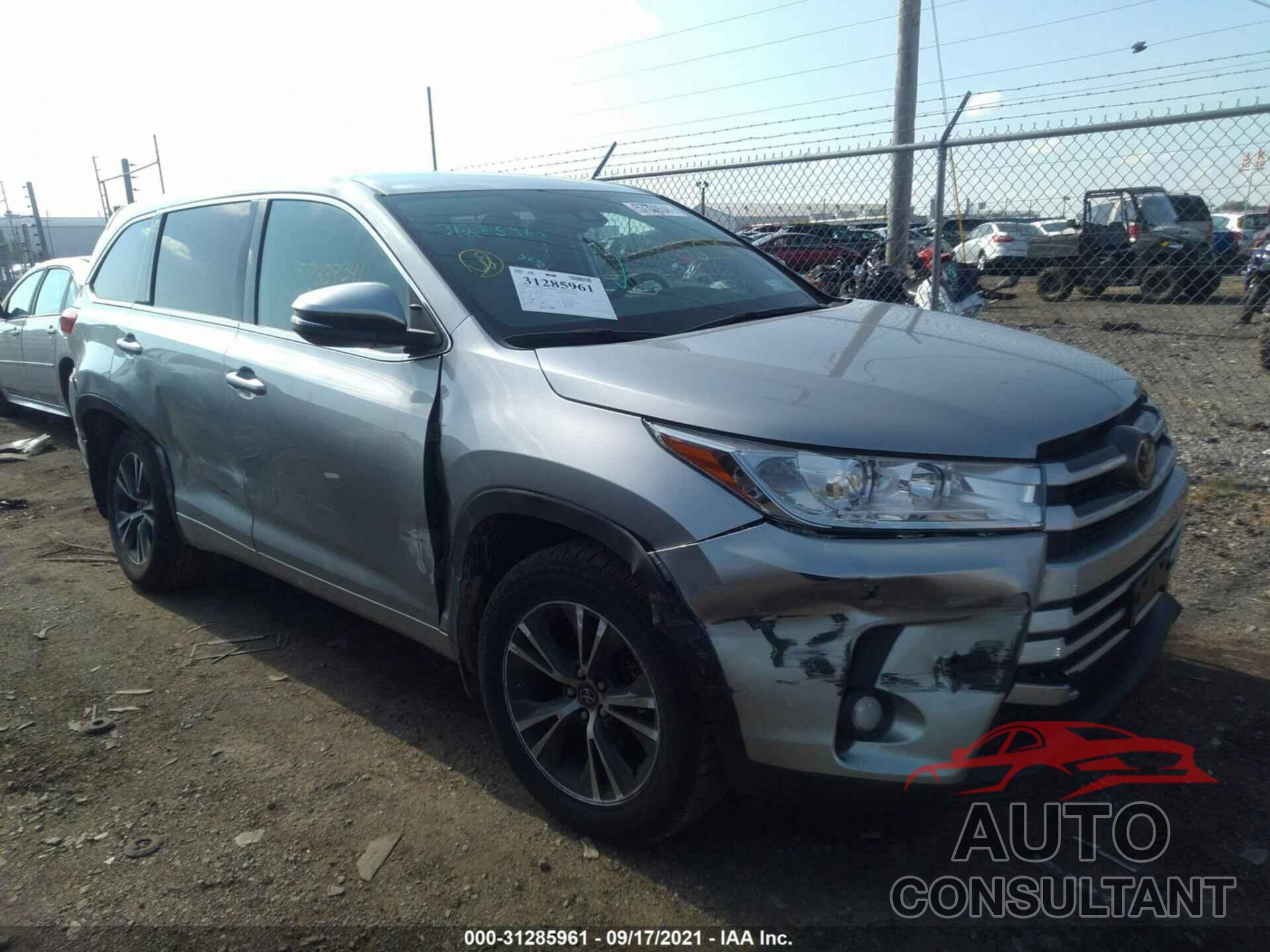 TOYOTA HIGHLANDER 2018 - 5TDBZRFH9JS804585