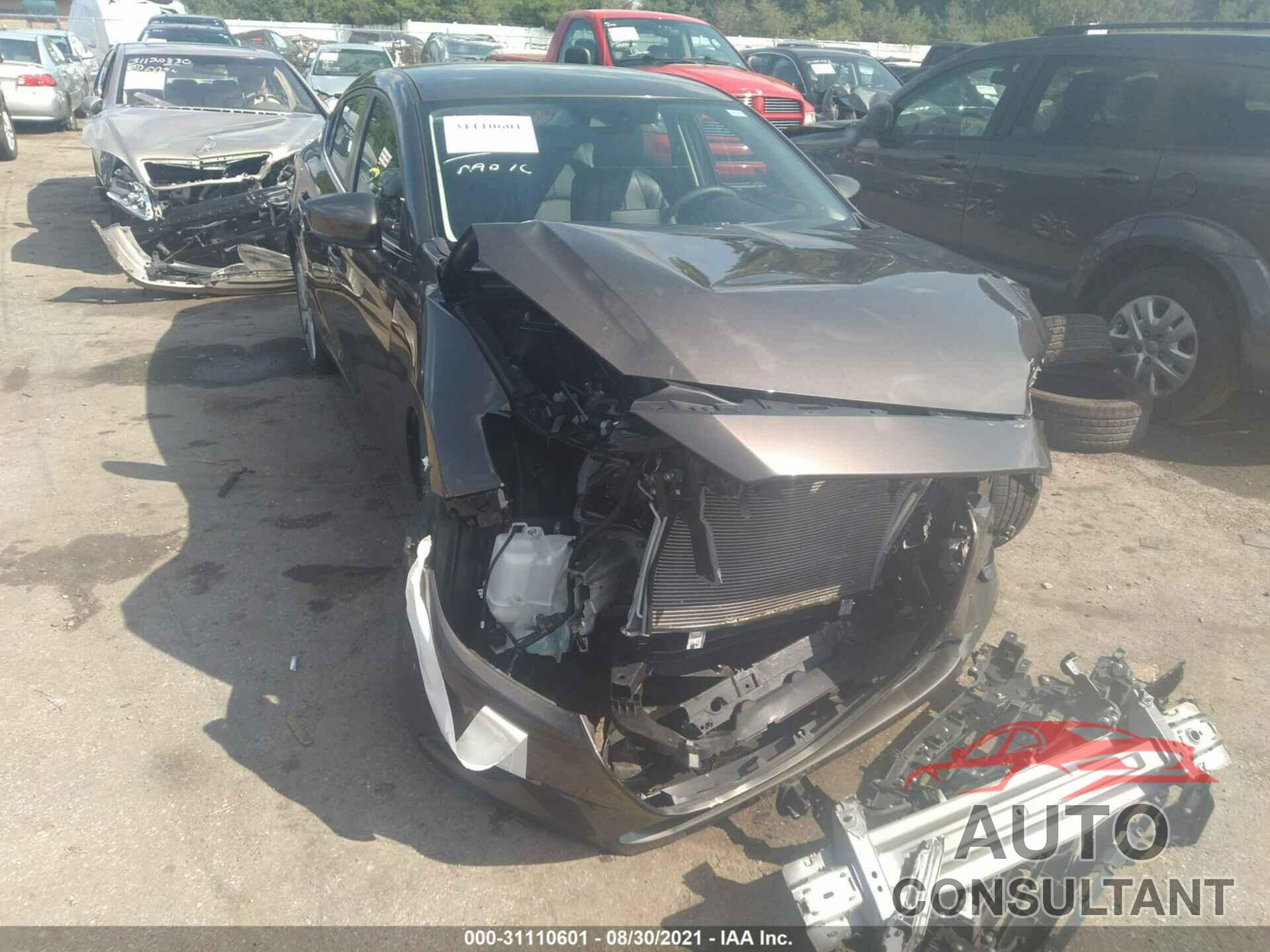 MAZDA MAZDA3 4-DOOR 2017 - JM1BN1V71H1100247