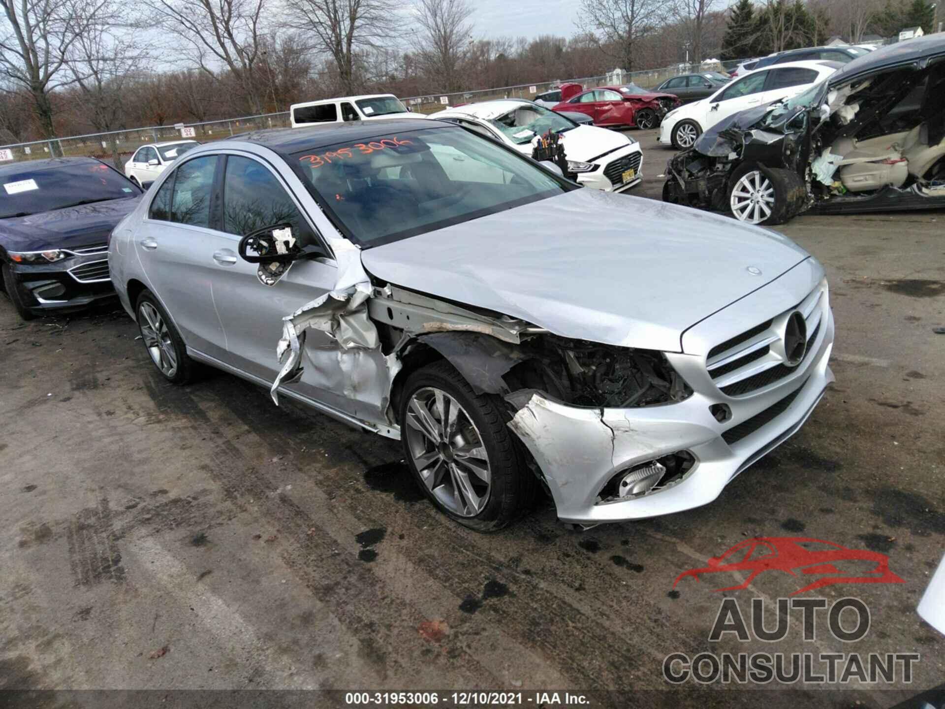 MERCEDES-BENZ C-CLASS 2016 - 55SWF4KB3GU153917