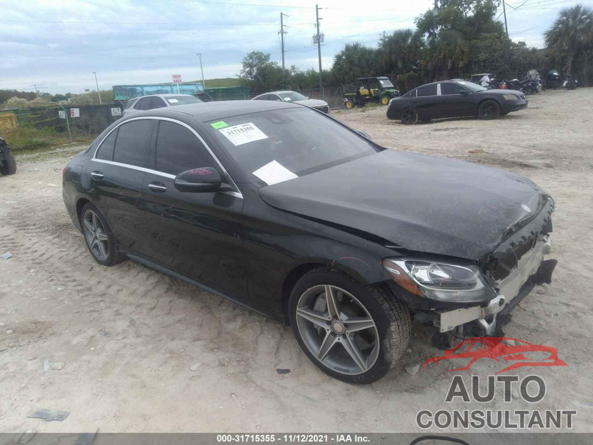 MERCEDES-BENZ C-CLASS 2016 - 55SWF4JB8GU156197