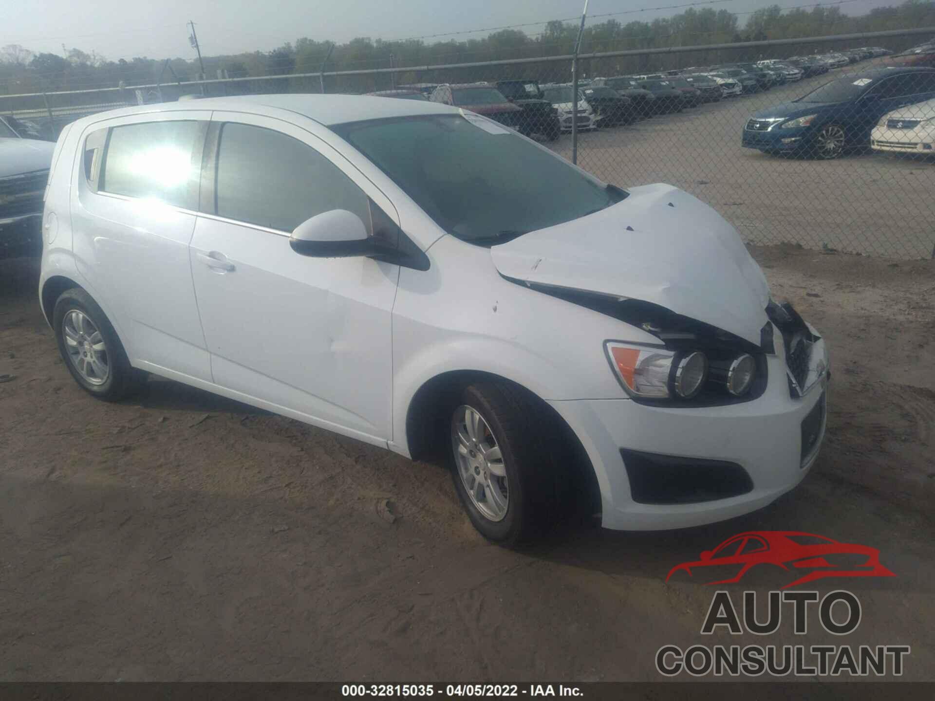 CHEVROLET SONIC 2016 - 1G1JC6SG0G4131966