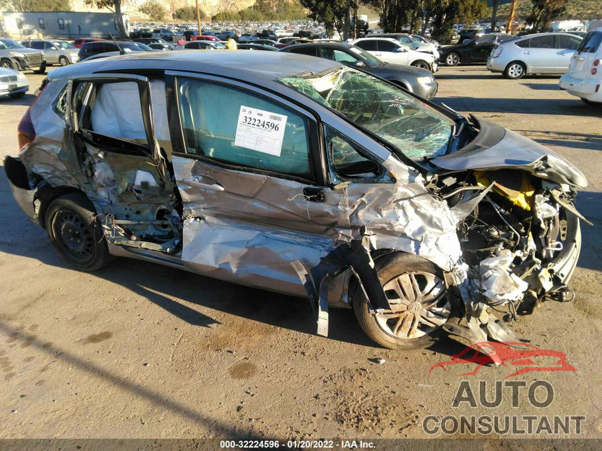 HONDA FIT 2019 - 3HGGK5H49KM705426