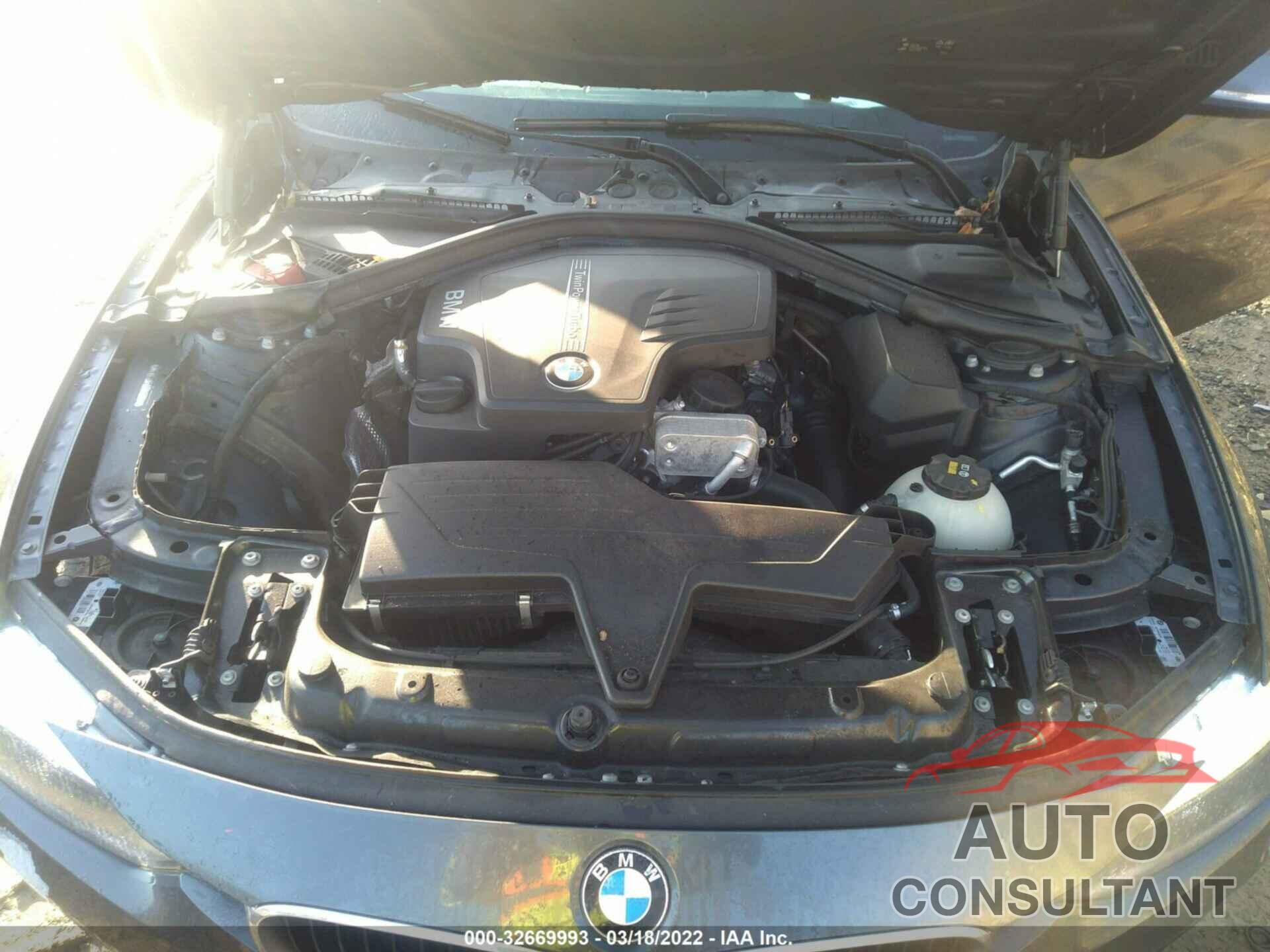 BMW 3 SERIES 2016 - WBA8E5G56GNU20701