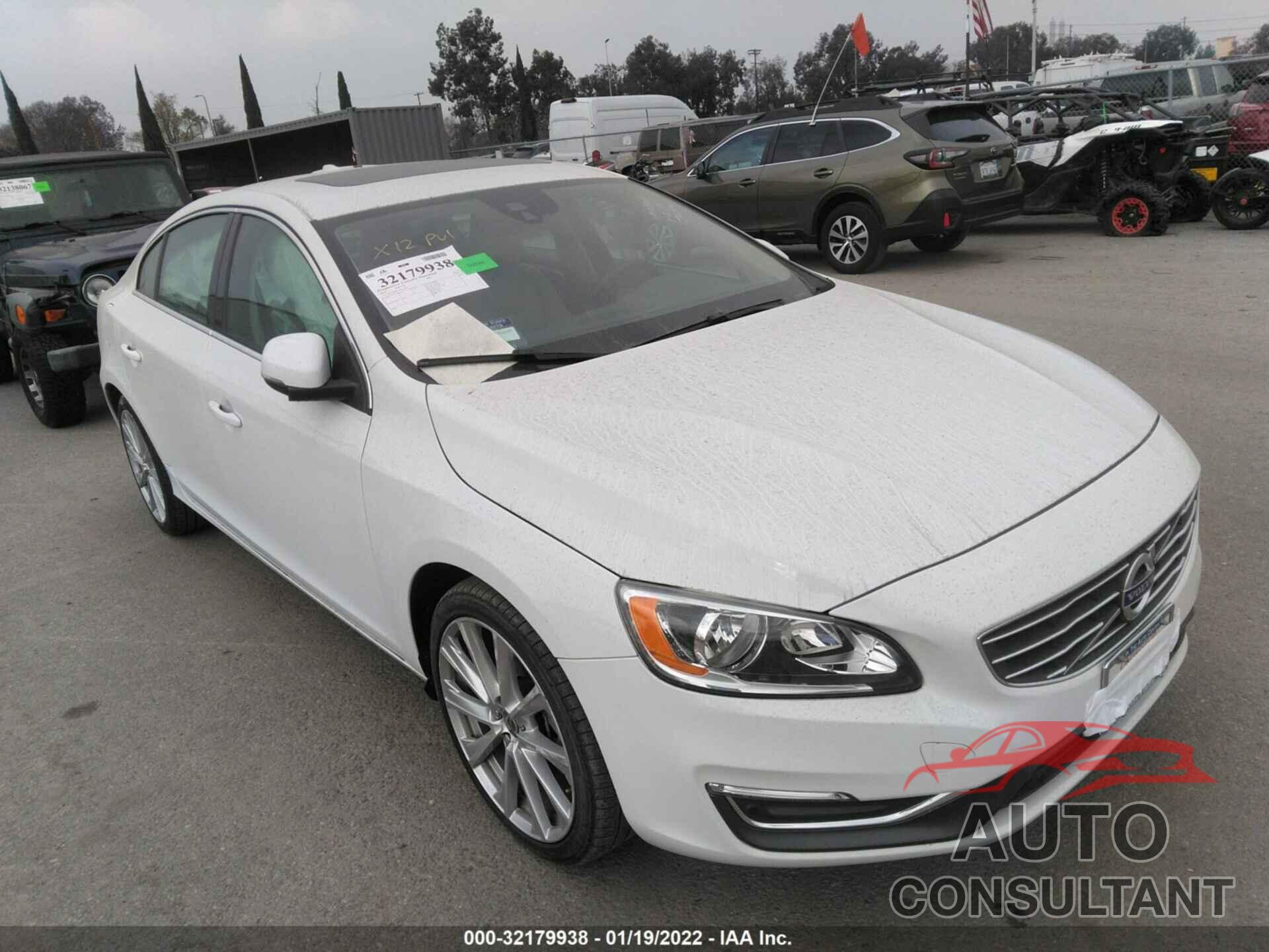 VOLVO S60 2018 - LYV402HK7JB174011