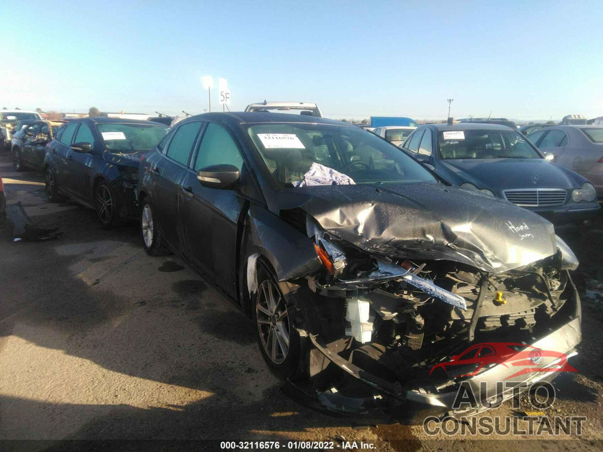 FORD FOCUS 2017 - 1FADP3F25HL329381