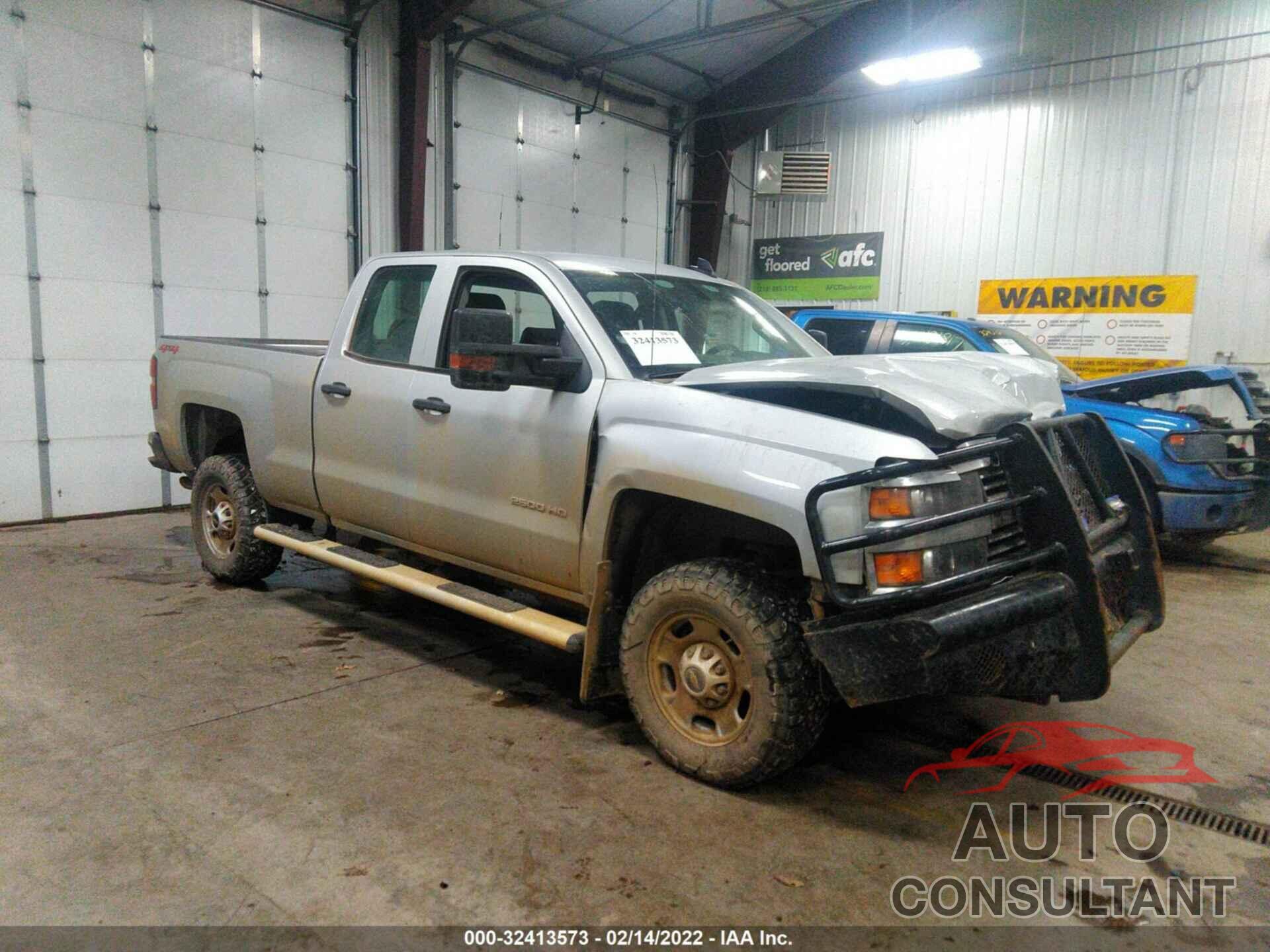 CHEVROLET SILVERADO 2500HD 2018 - 1GC2KUEG9JZ323105