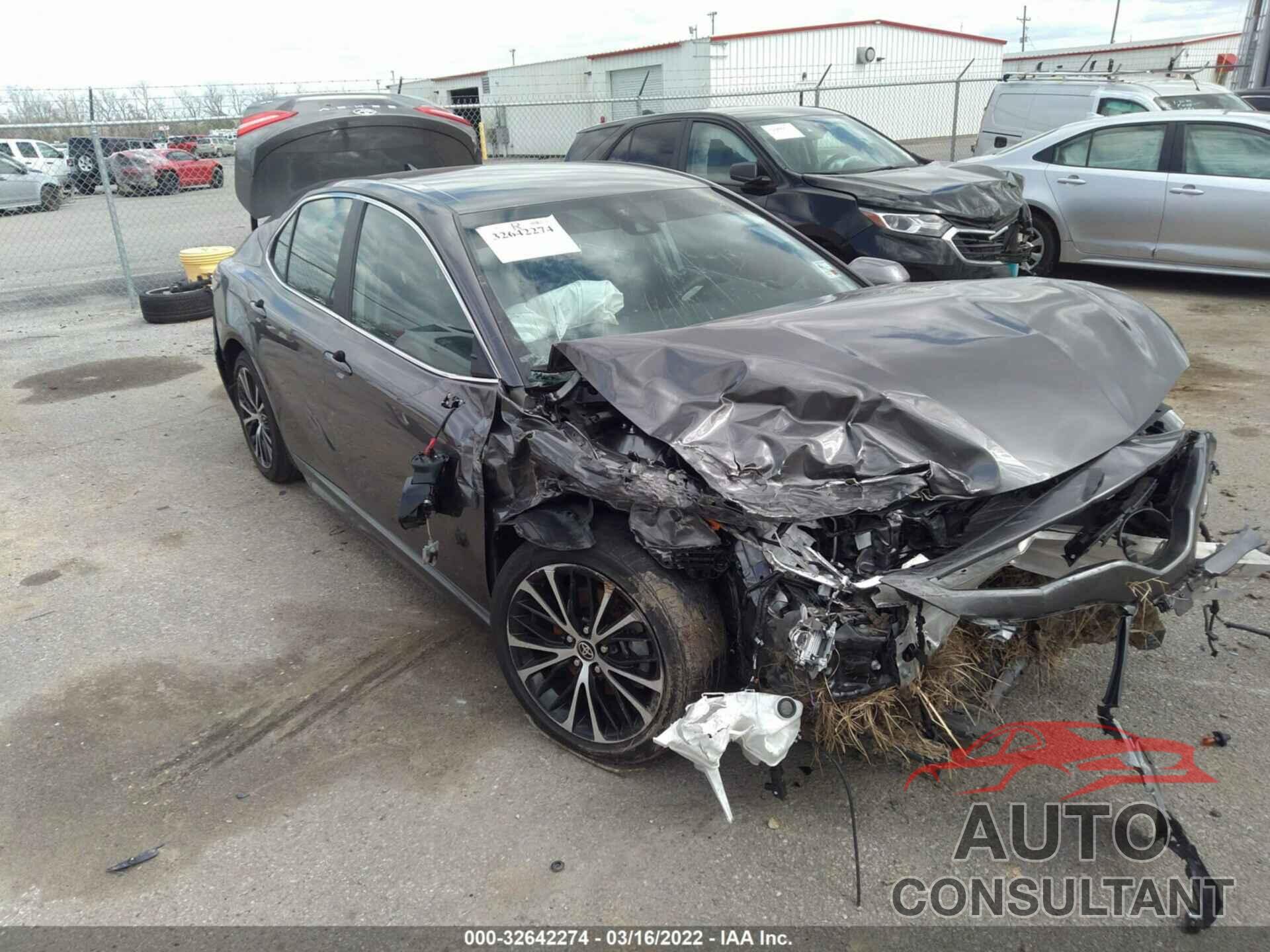 TOYOTA CAMRY 2020 - 4T1M11AK6LU989581