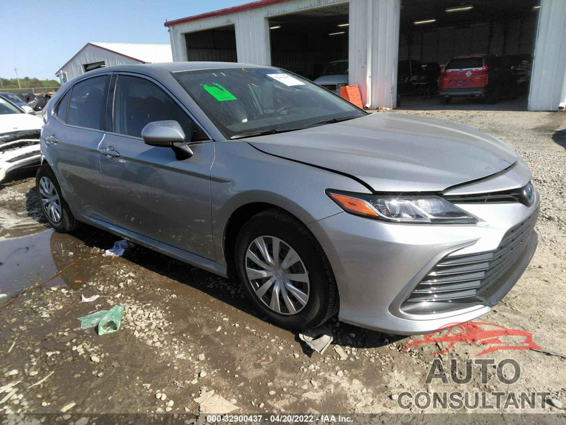 TOYOTA CAMRY 2022 - 4T1C31AK4NU578401