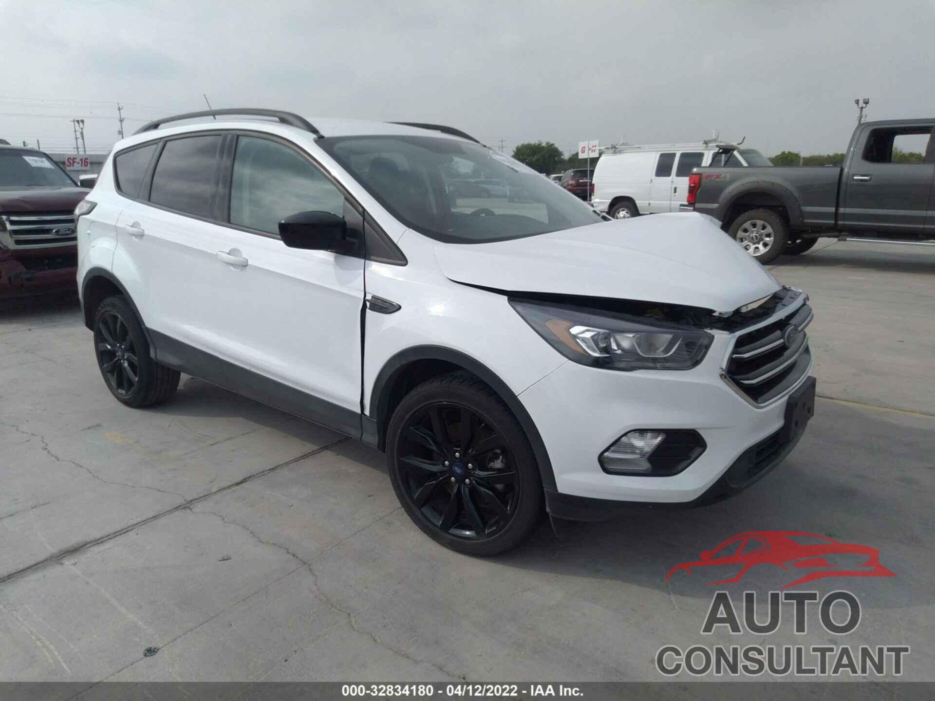 FORD ESCAPE 2018 - 1FMCU9GD3JUD58469