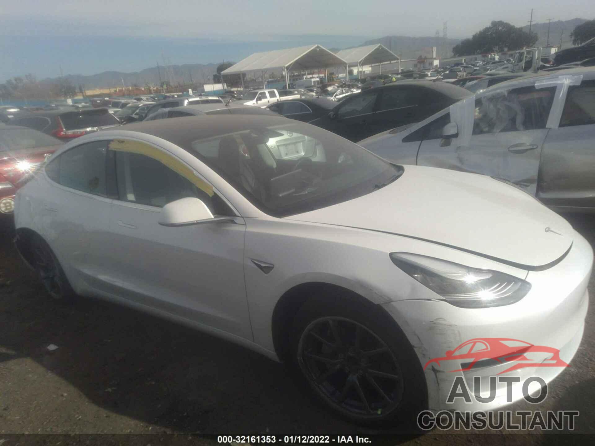 TESLA MODEL 3 2020 - 5YJ3E1EA6LF613784