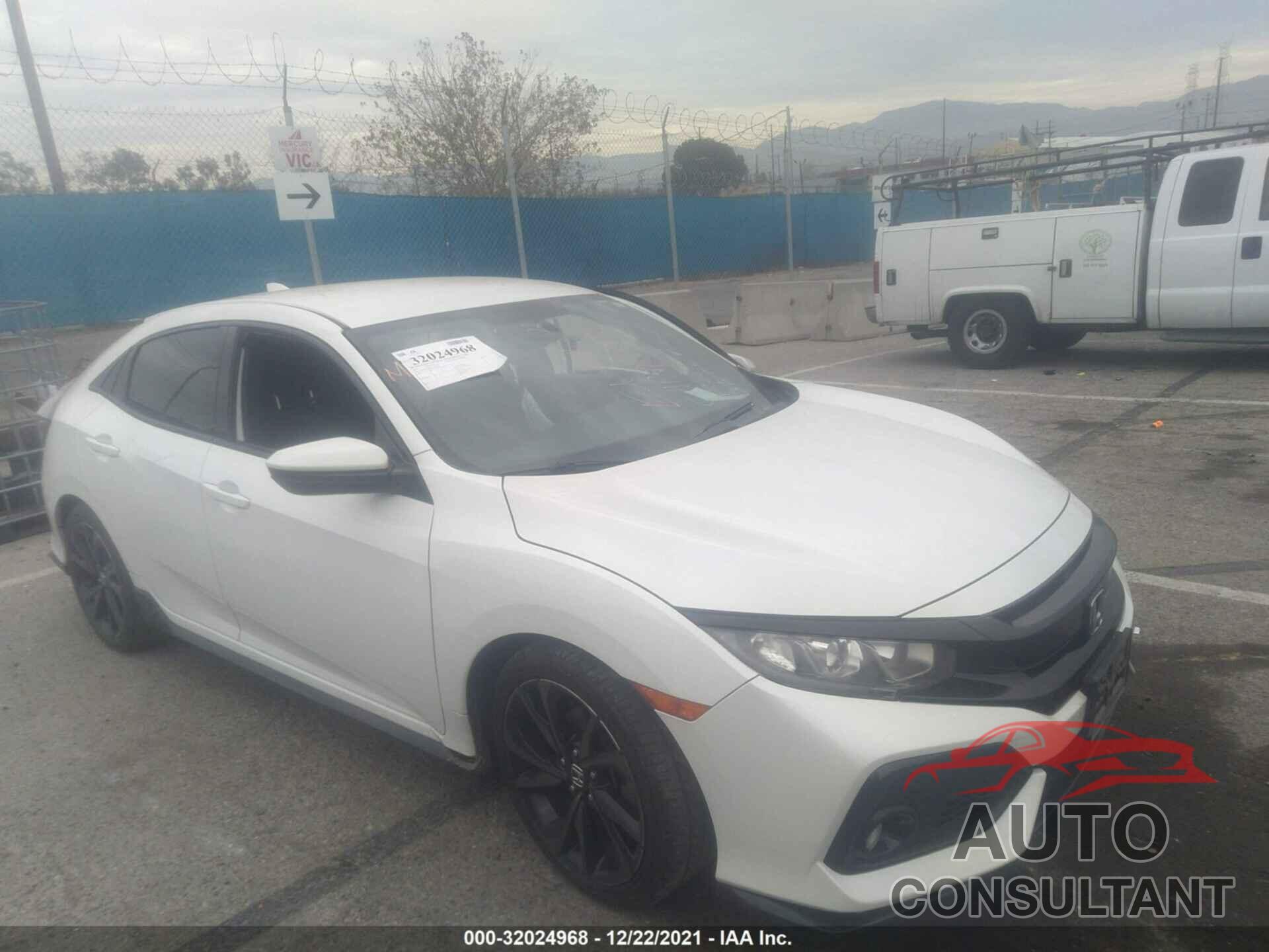HONDA CIVIC HATCHBACK 2017 - SHHFK7H40HU404545