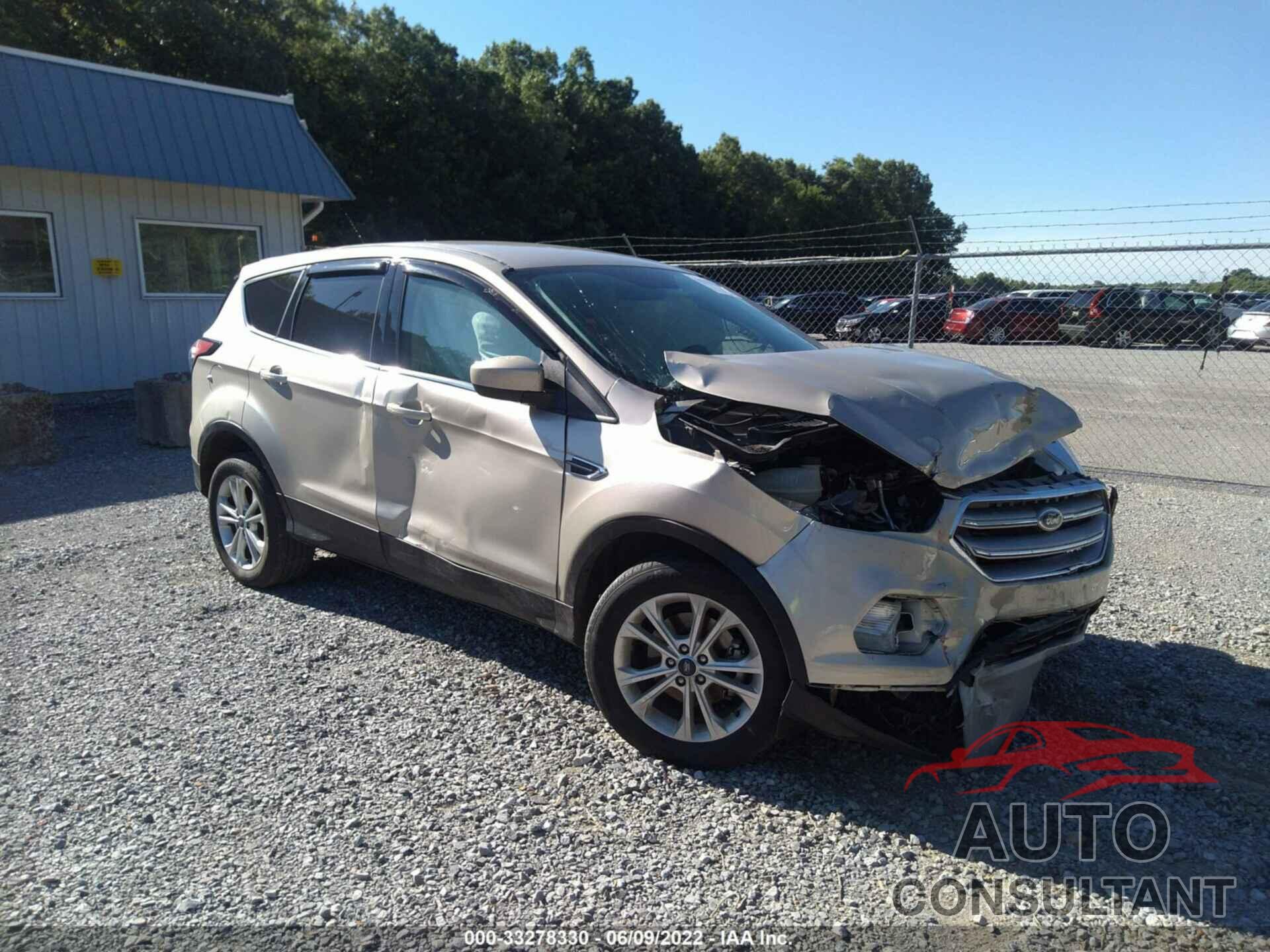 FORD ESCAPE 2017 - 1FMCU0GD6HUB56747