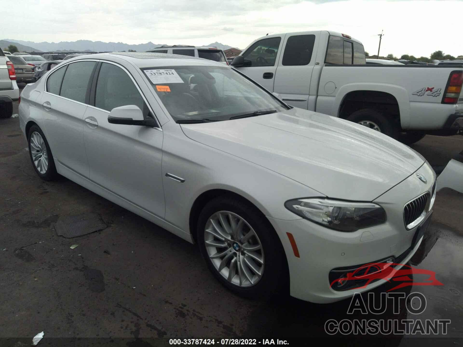 BMW 5 SERIES 2015 - WBA5A5C57FD518449