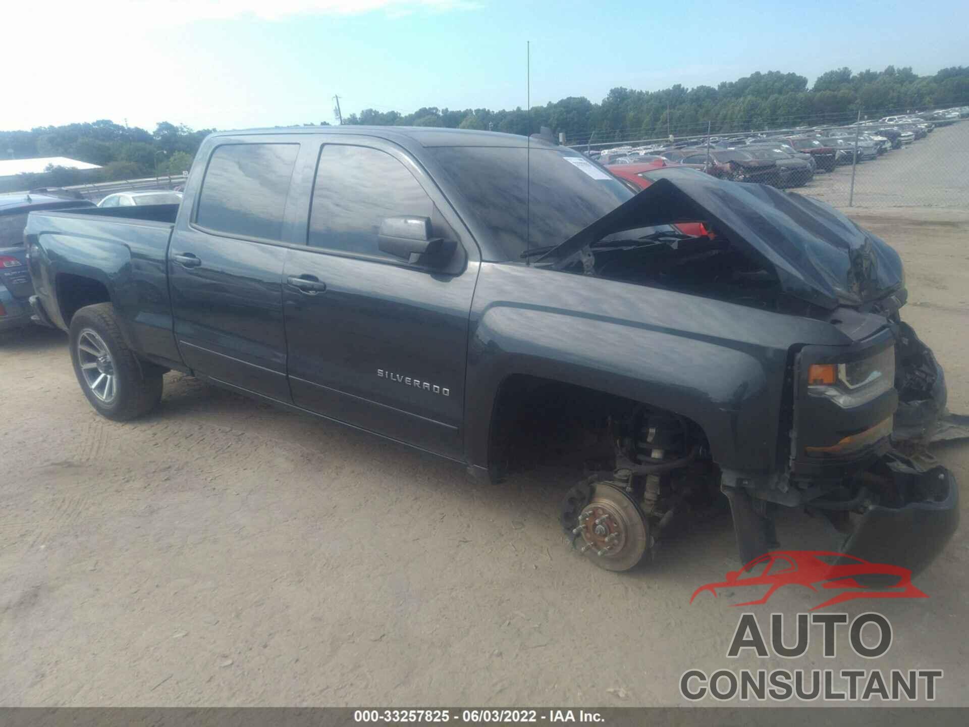 CHEVROLET SILVERADO 1500 2018 - 3GCUKREC7JG469005