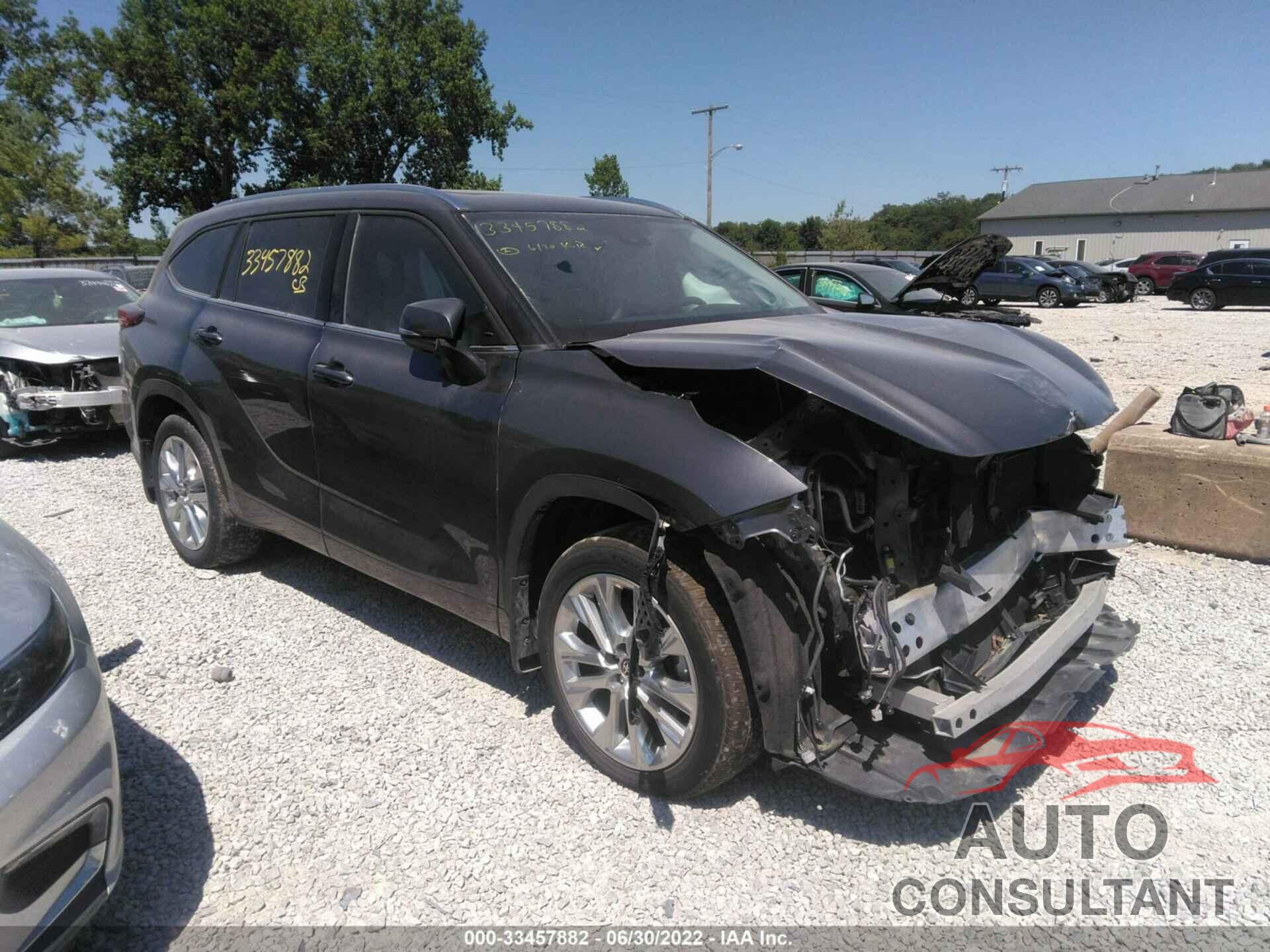 TOYOTA HIGHLANDER 2021 - 5TDDZRBH4MS084129