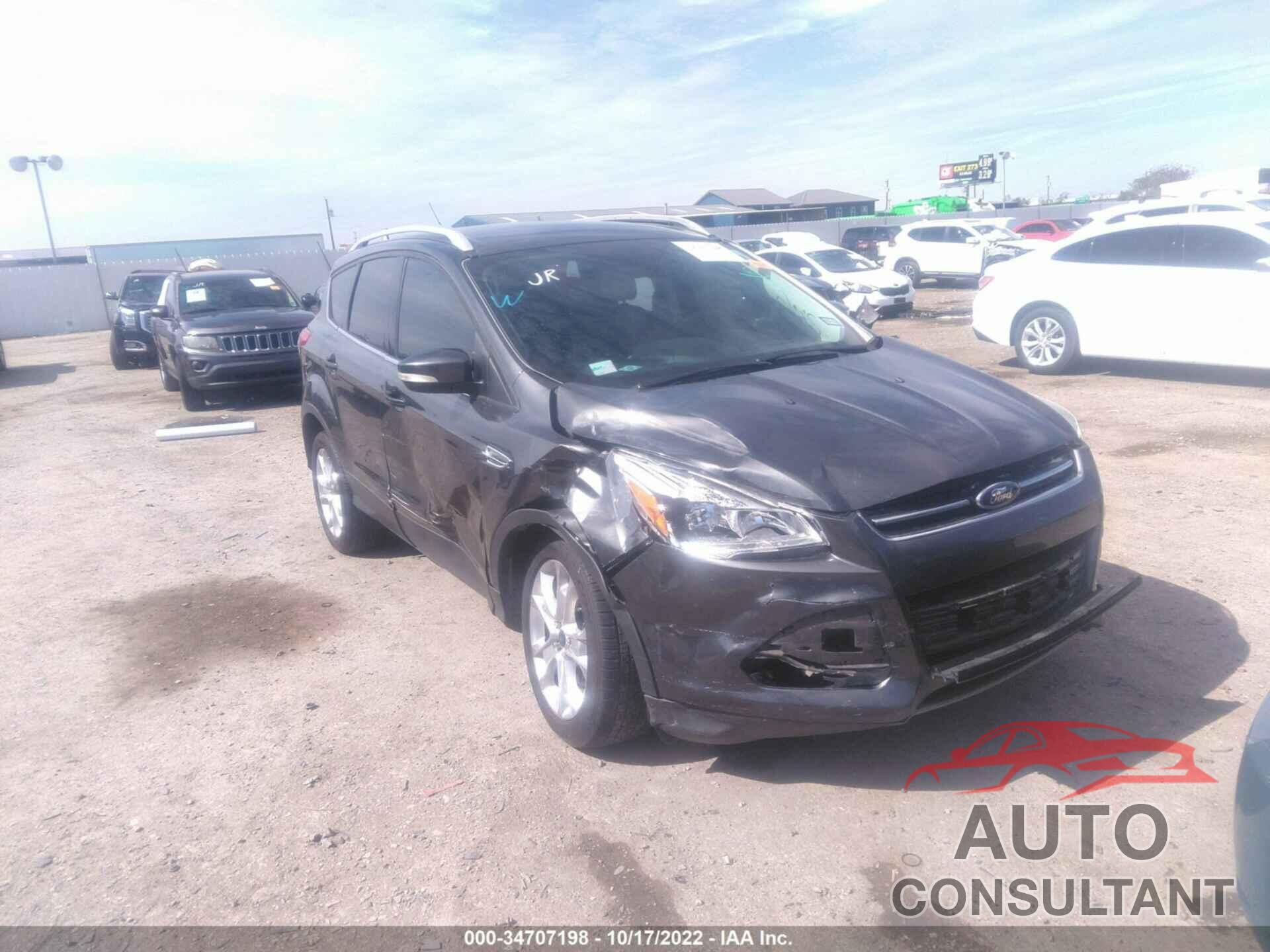 FORD ESCAPE 2016 - 1FMCU0J96GUC91990