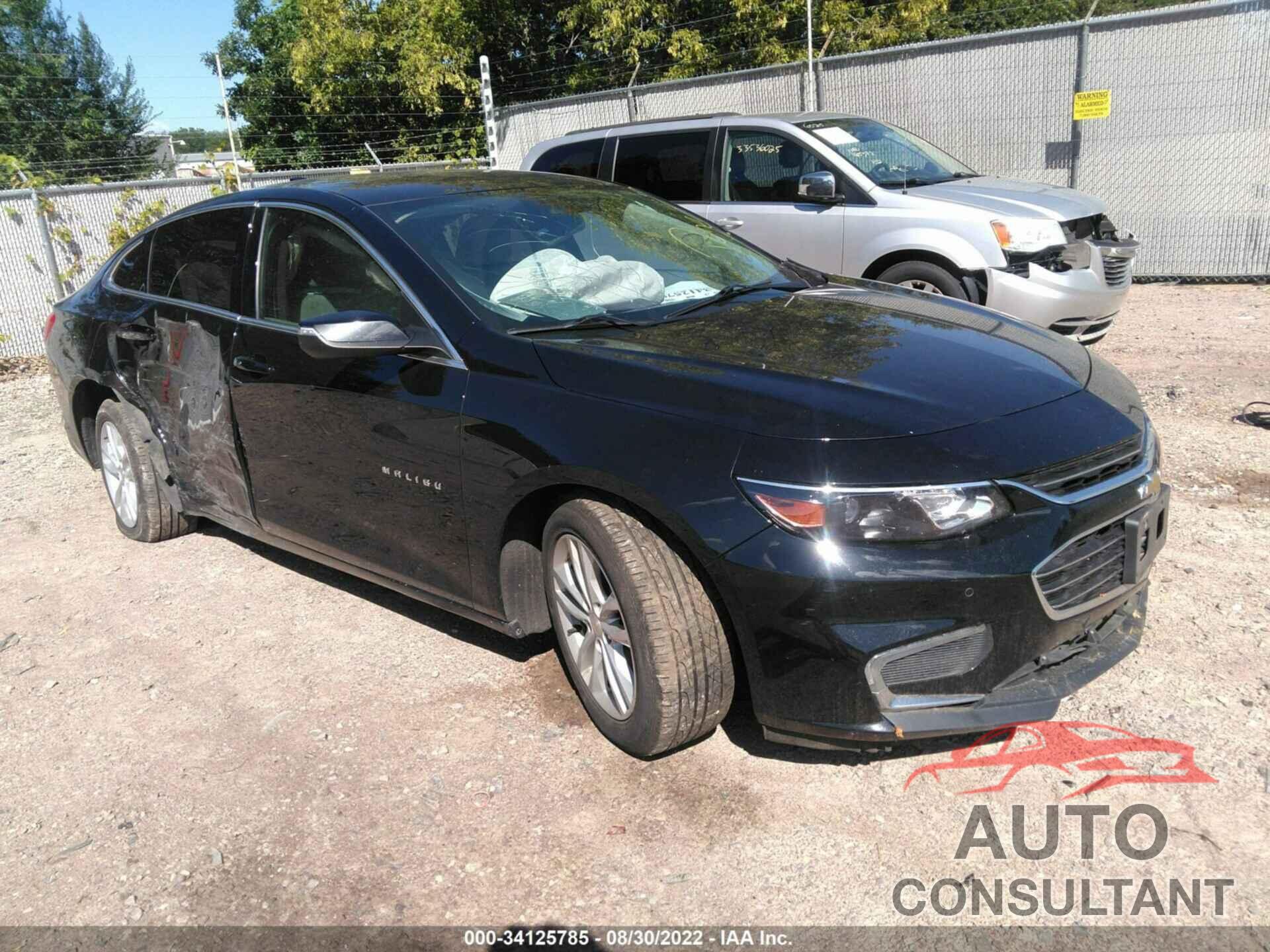 CHEVROLET MALIBU 2017 - 1G1ZE5ST8HF112396