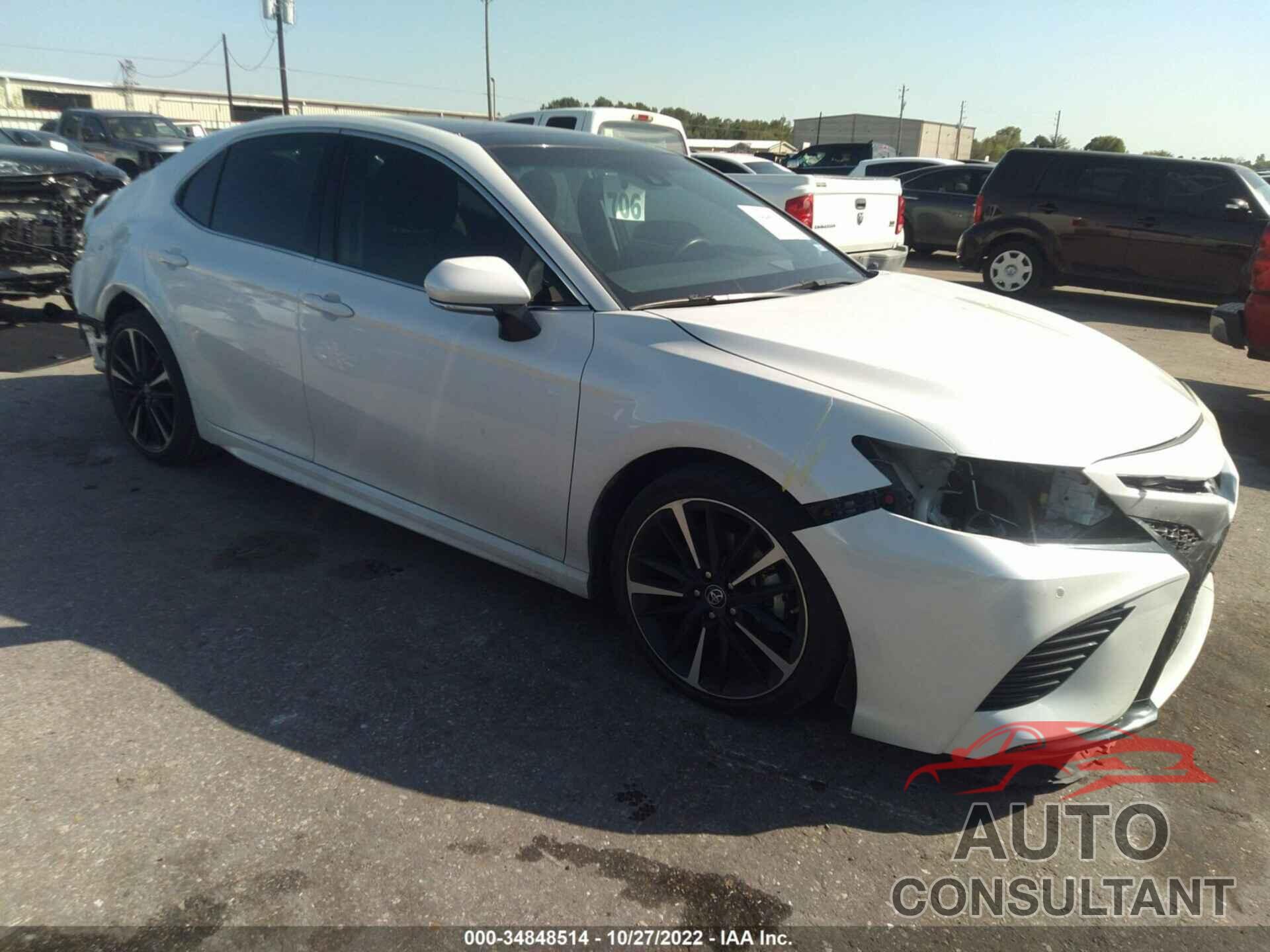 TOYOTA CAMRY 2018 - 4t1bz1hk6ju004408