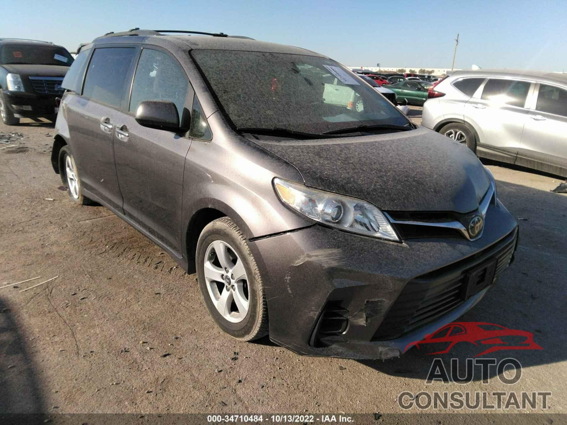 TOYOTA SIENNA 2019 - 5TDKZ3DC7KS984168