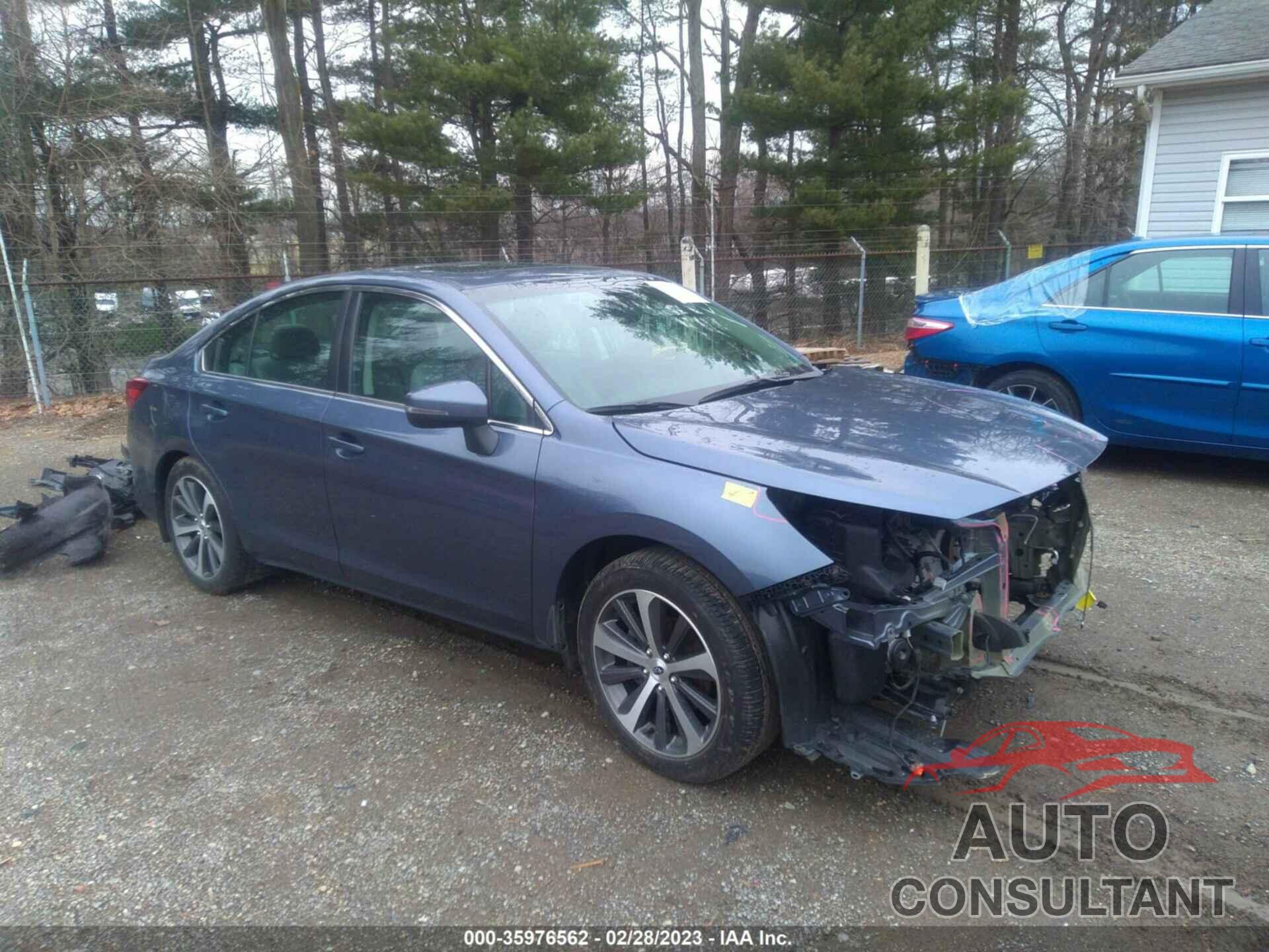 SUBARU LEGACY 2018 - 4S3BNAN65J3043682