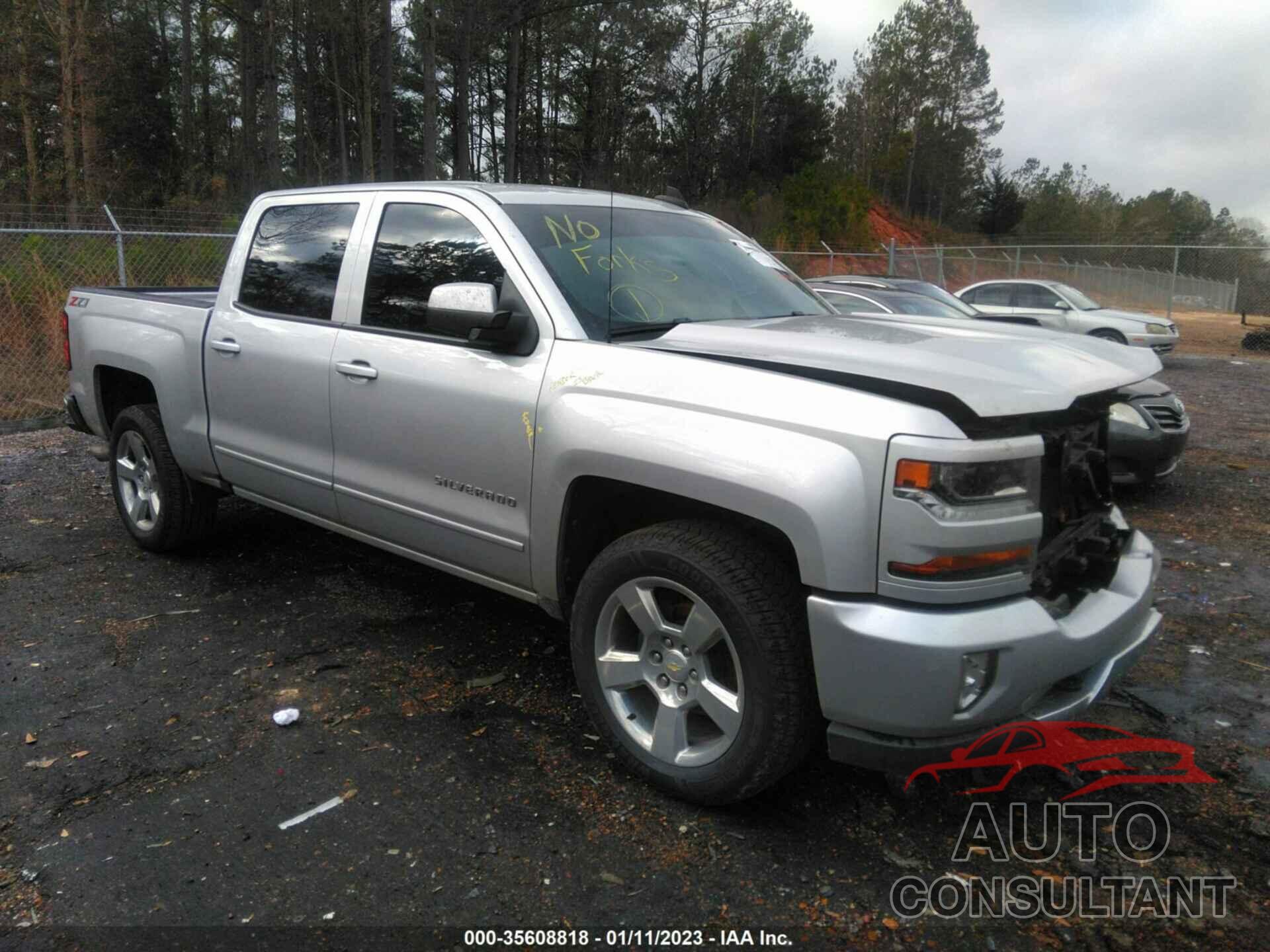 CHEVROLET SILVERADO 1500 2018 - 3GCUKREC0JG575585