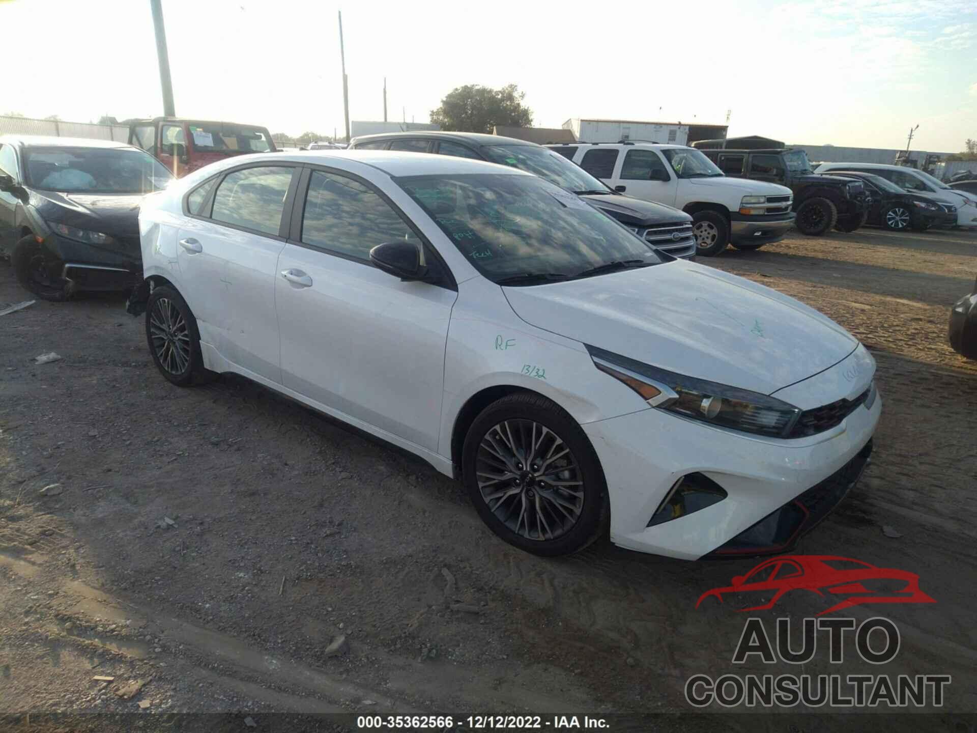 KIA FORTE 2022 - 3KPF54AD3NE447196