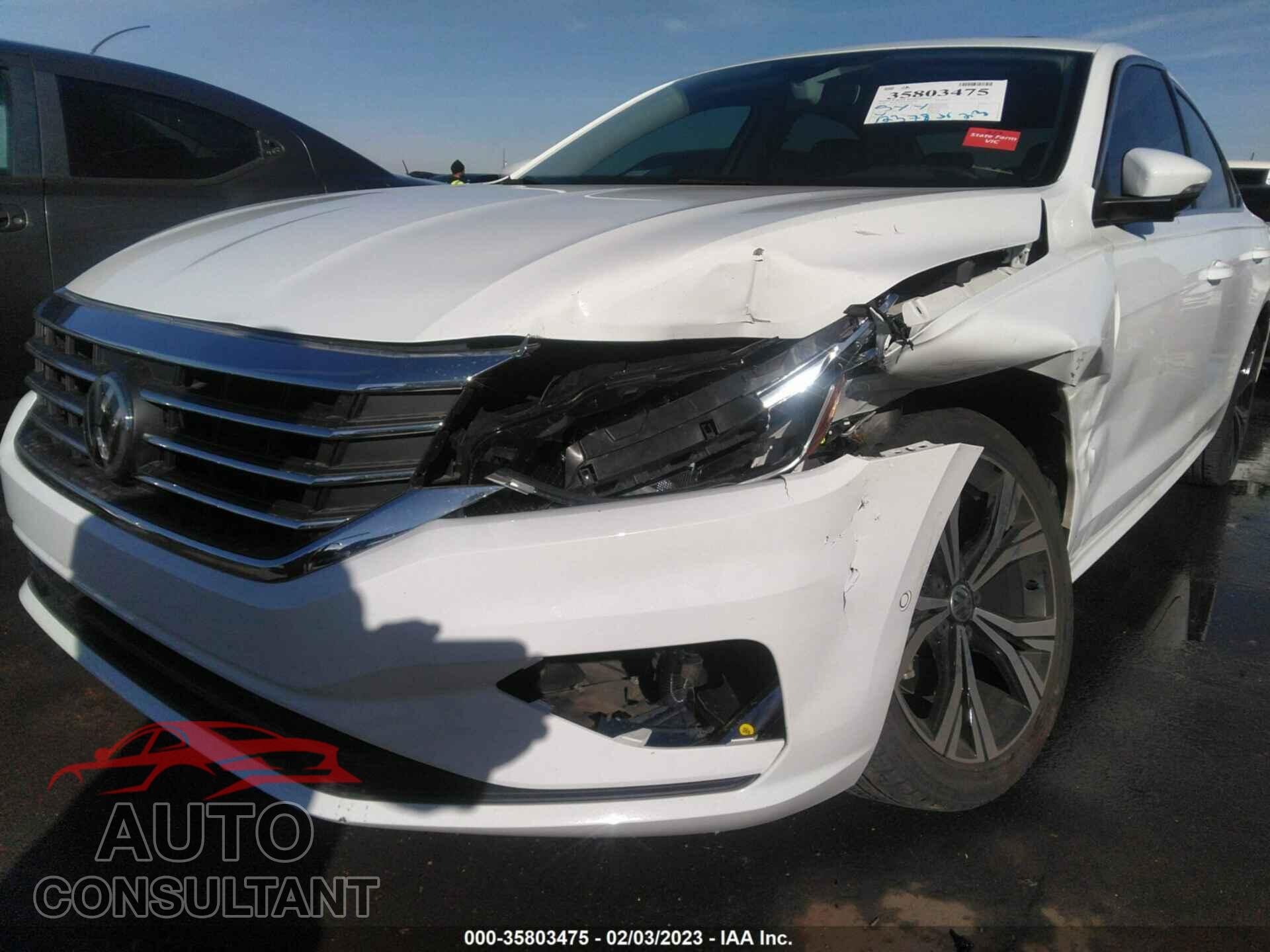 VOLKSWAGEN PASSAT 2020 - 1VWCA7A32LC009441