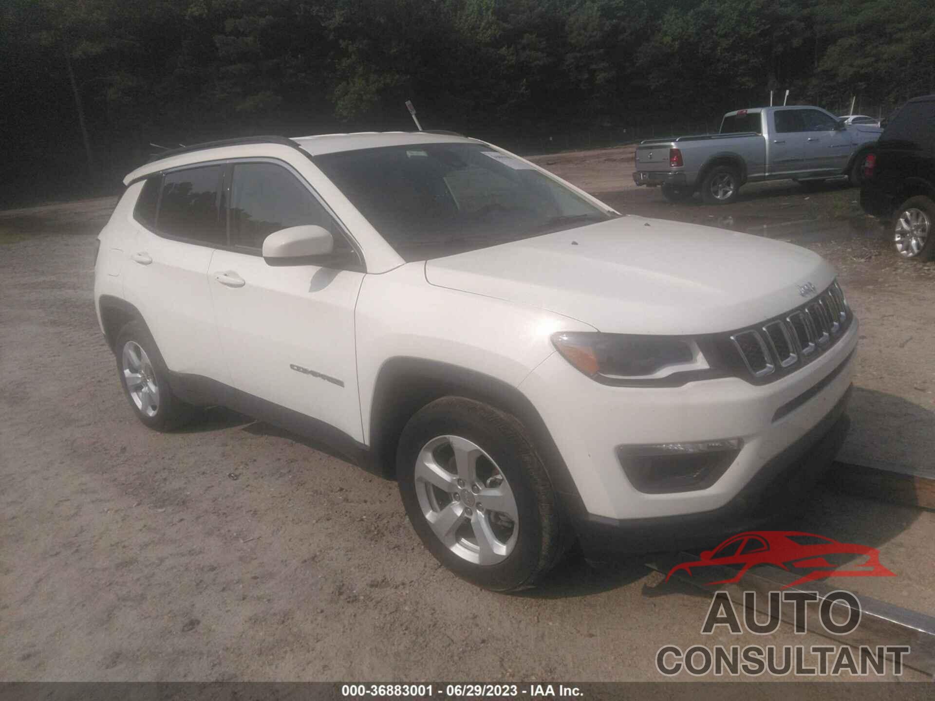 JEEP COMPASS 2018 - 3C4NJCBBXJT465845