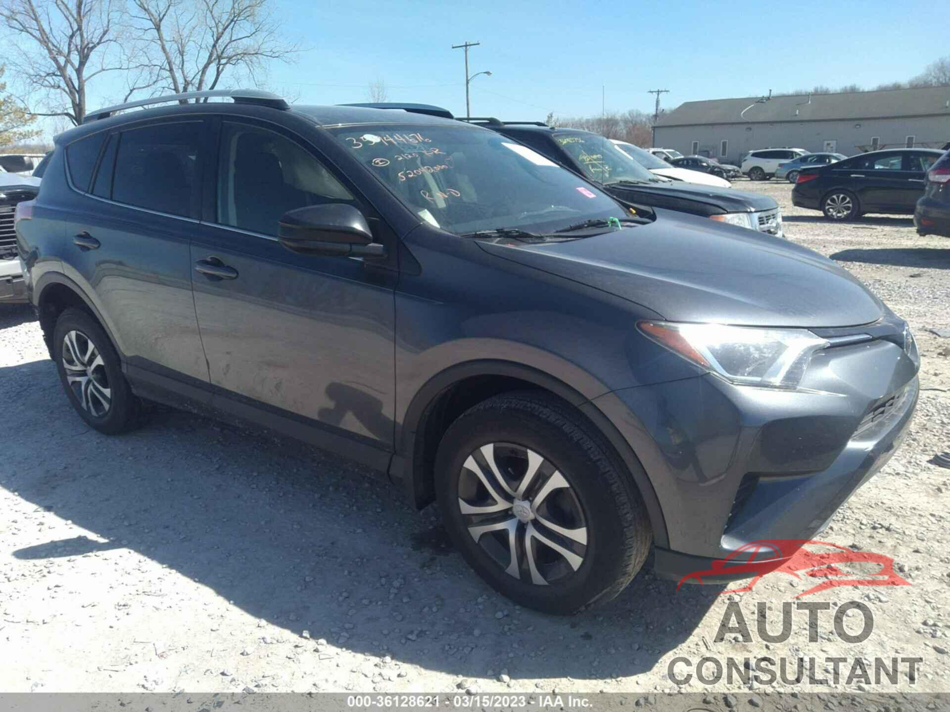 TOYOTA RAV4 2016 - JTMBFREV5GD197279