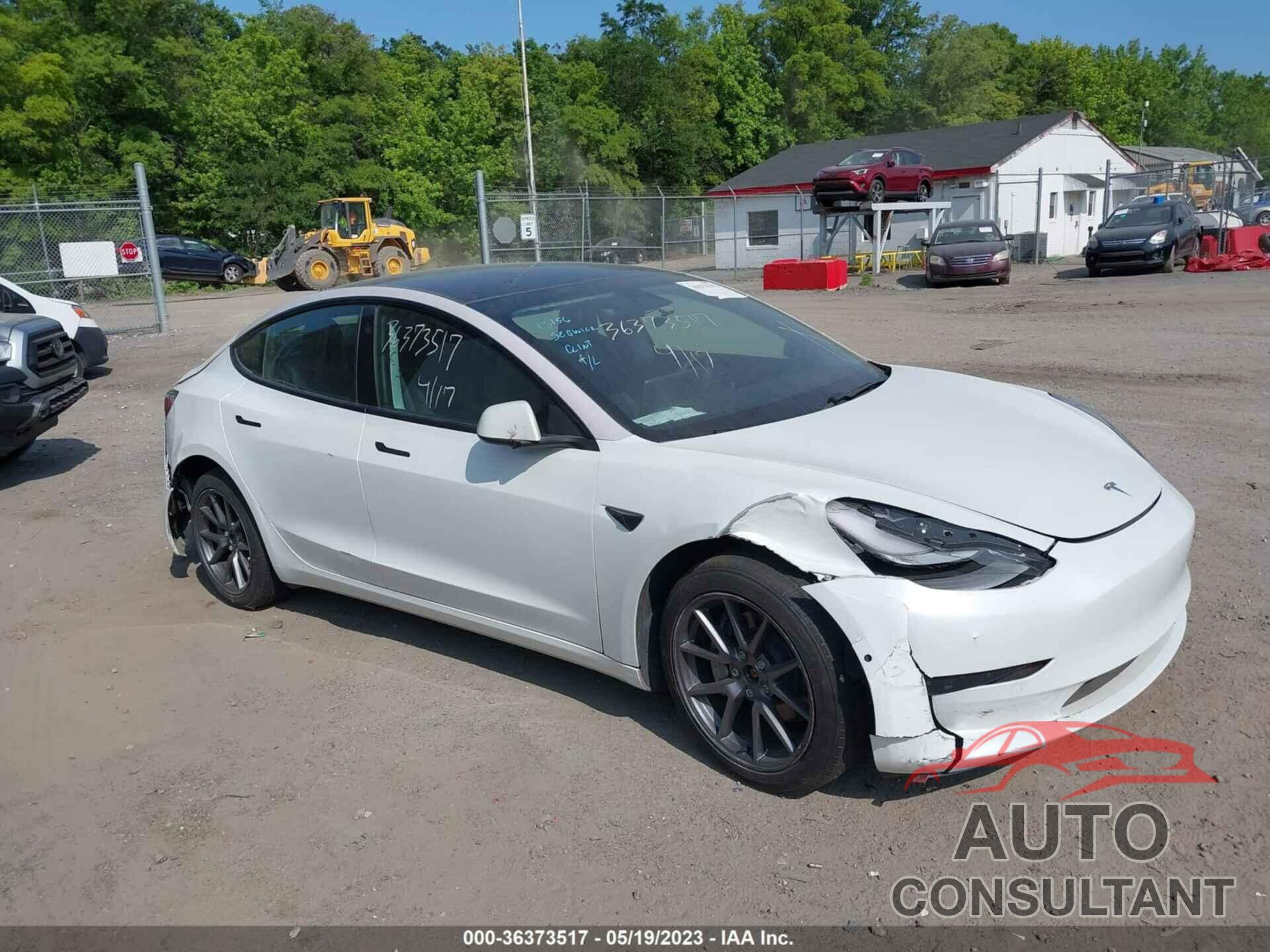 TESLA MODEL 3 2021 - 5YJ3E1EB8MF943677