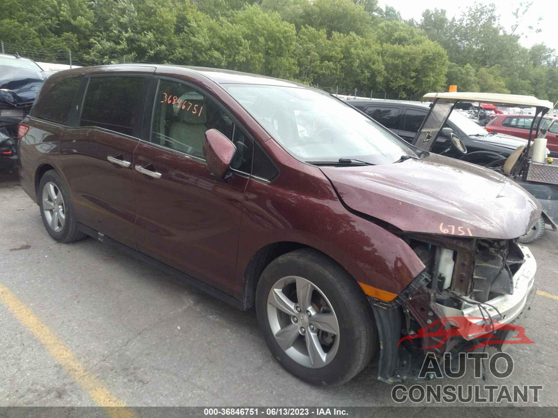 HONDA ODYSSEY 2018 - 5FNRL6H70JB072337