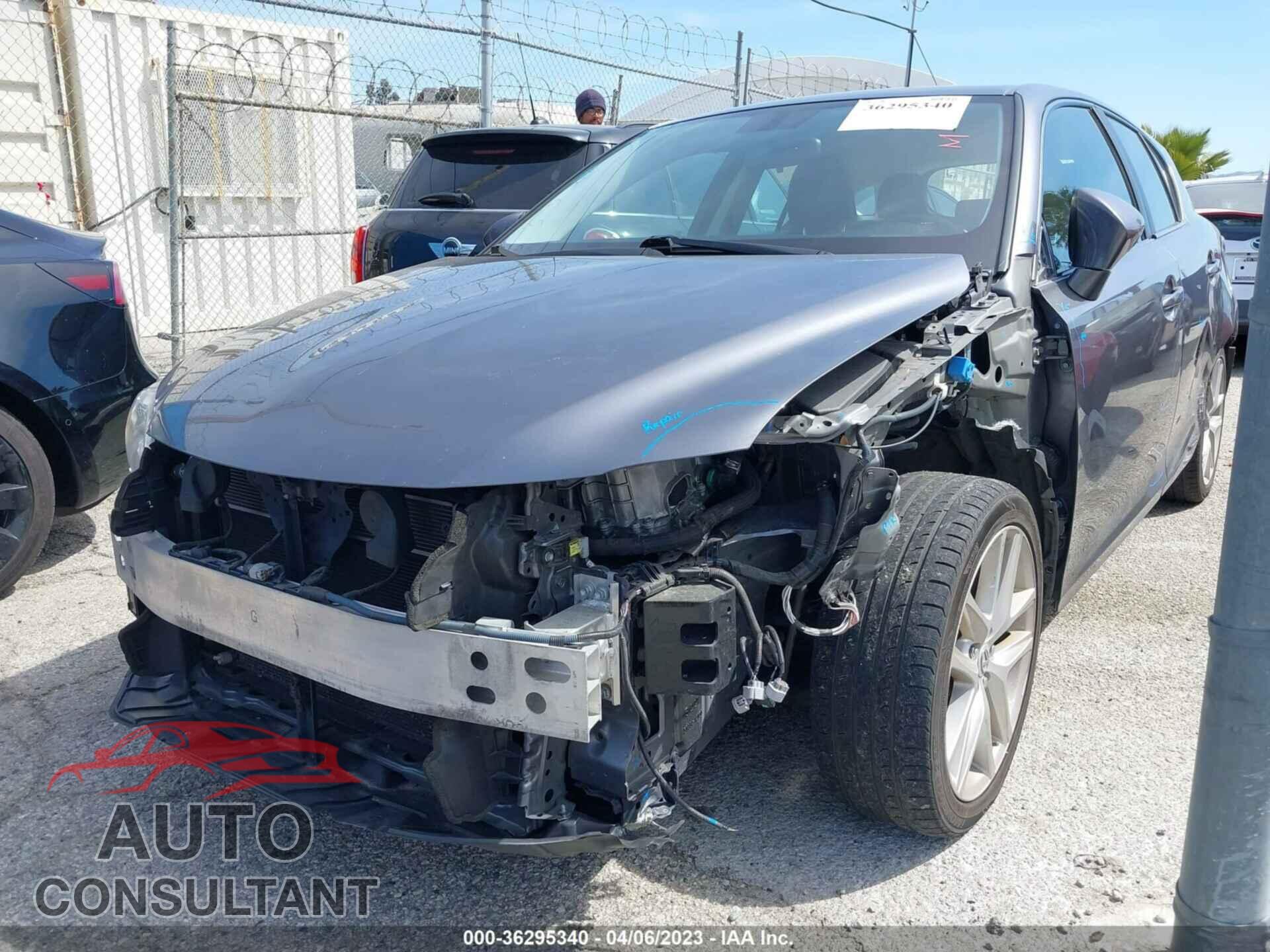 LEXUS CT 2017 - JTHKD5BH2H2282377