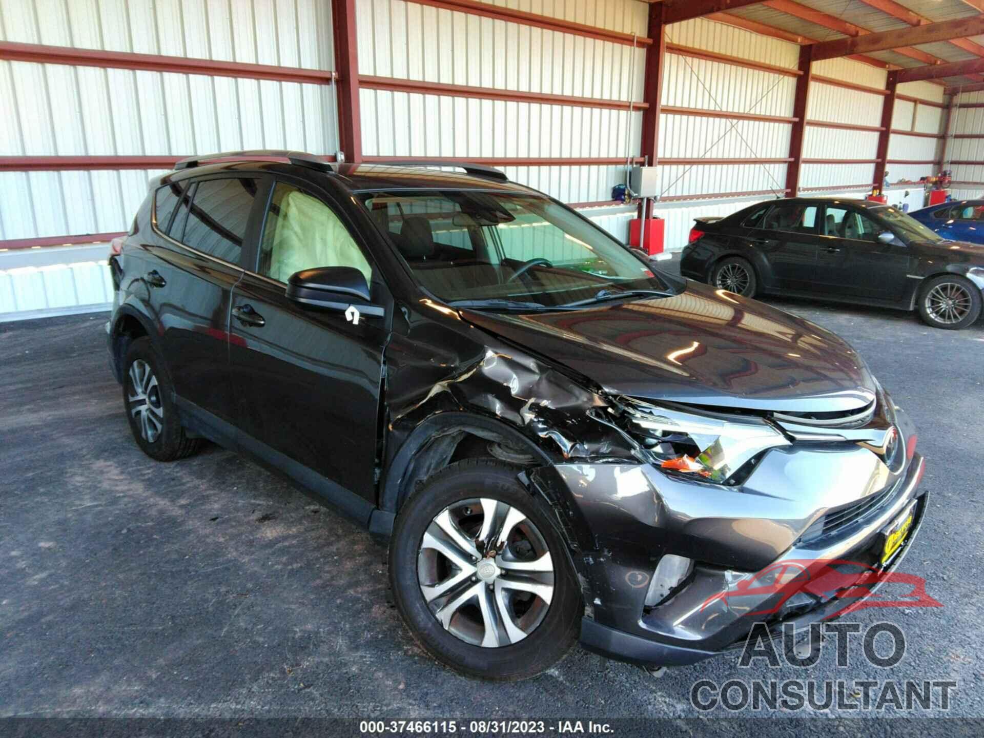 TOYOTA RAV4 2018 - JTMBFREV2JJ733274