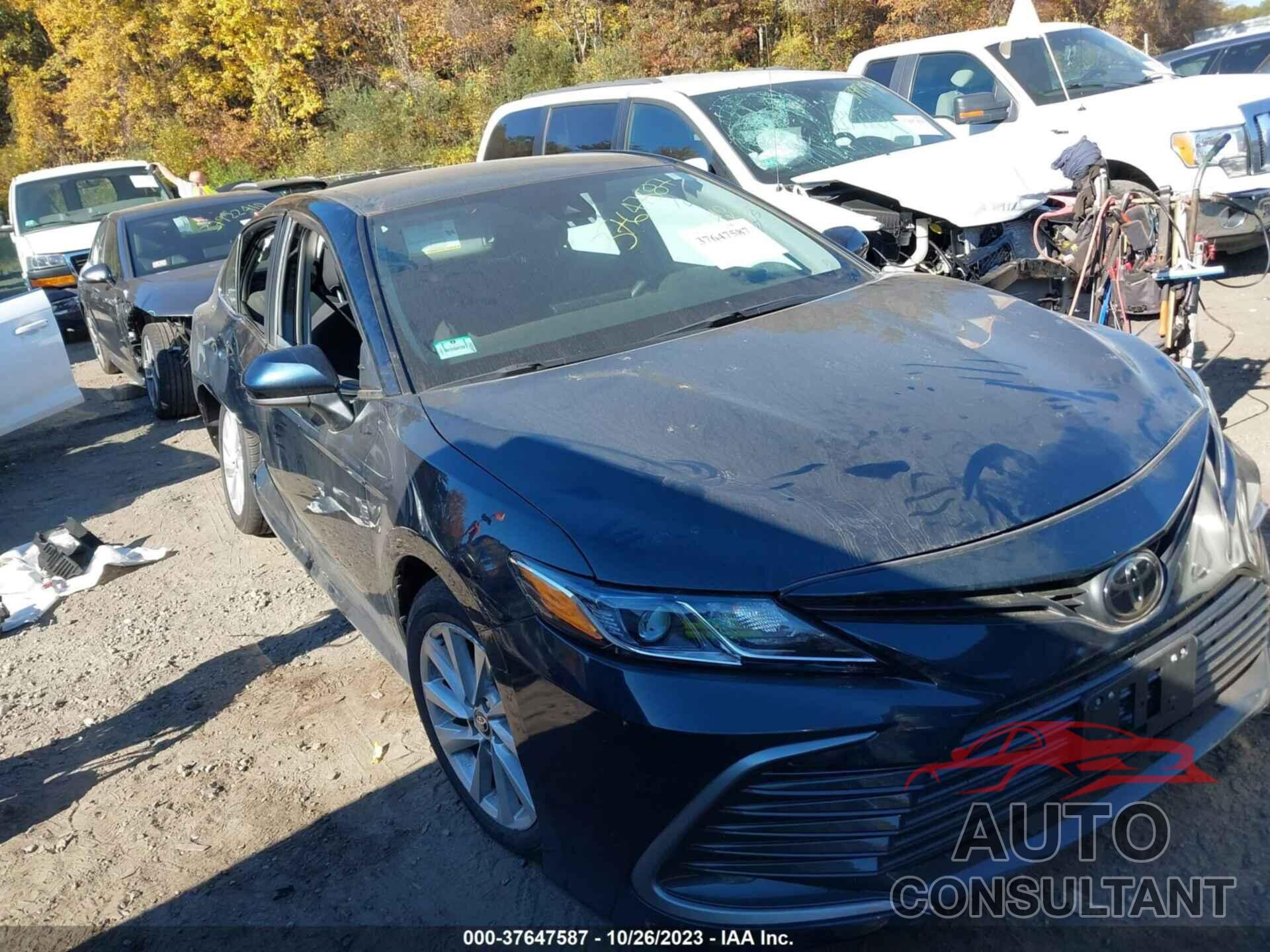 TOYOTA CAMRY 2021 - 4T1C11AK3MU459078