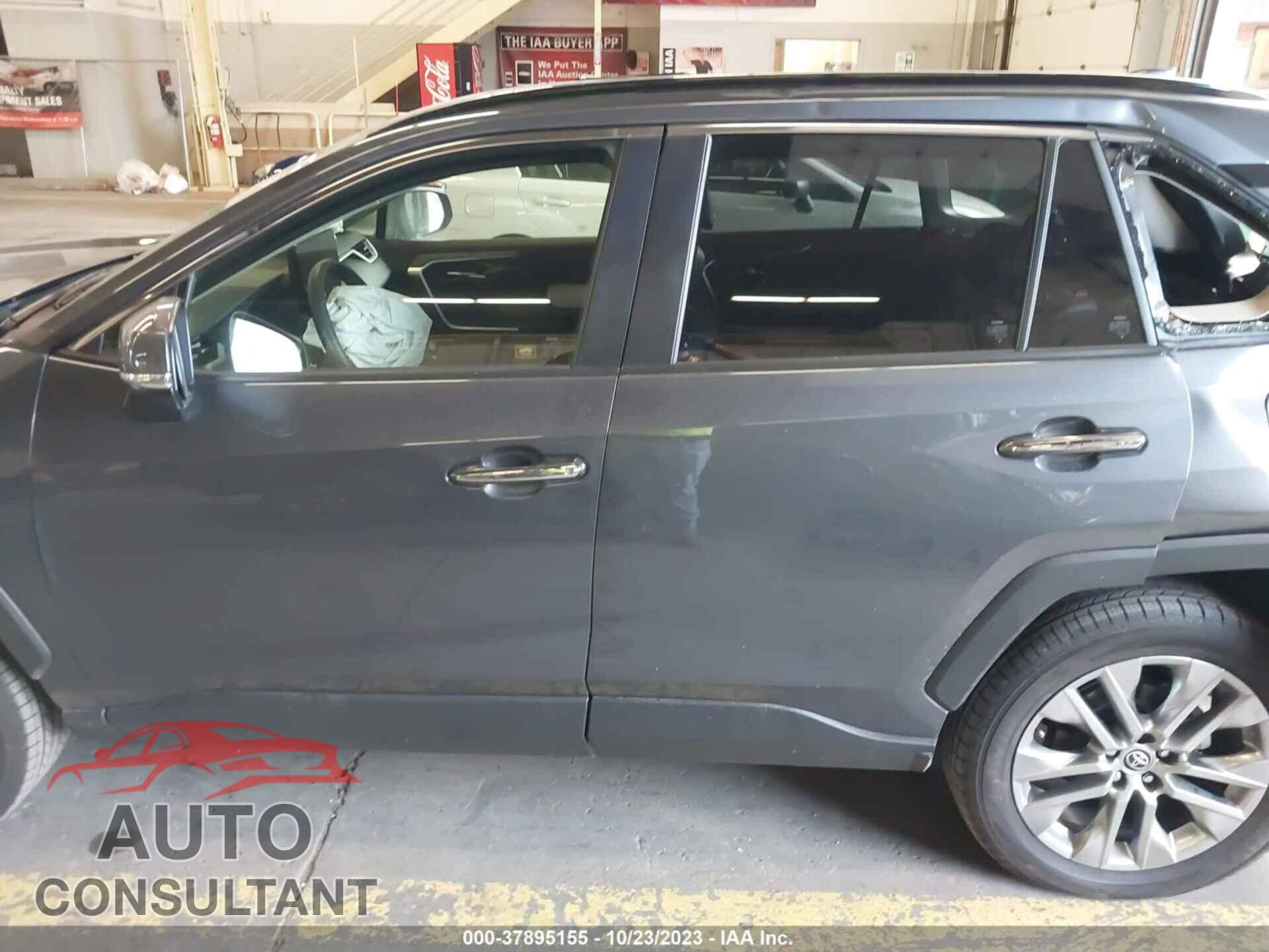 TOYOTA RAV4 2023 - JTMN1RFV4PD095935