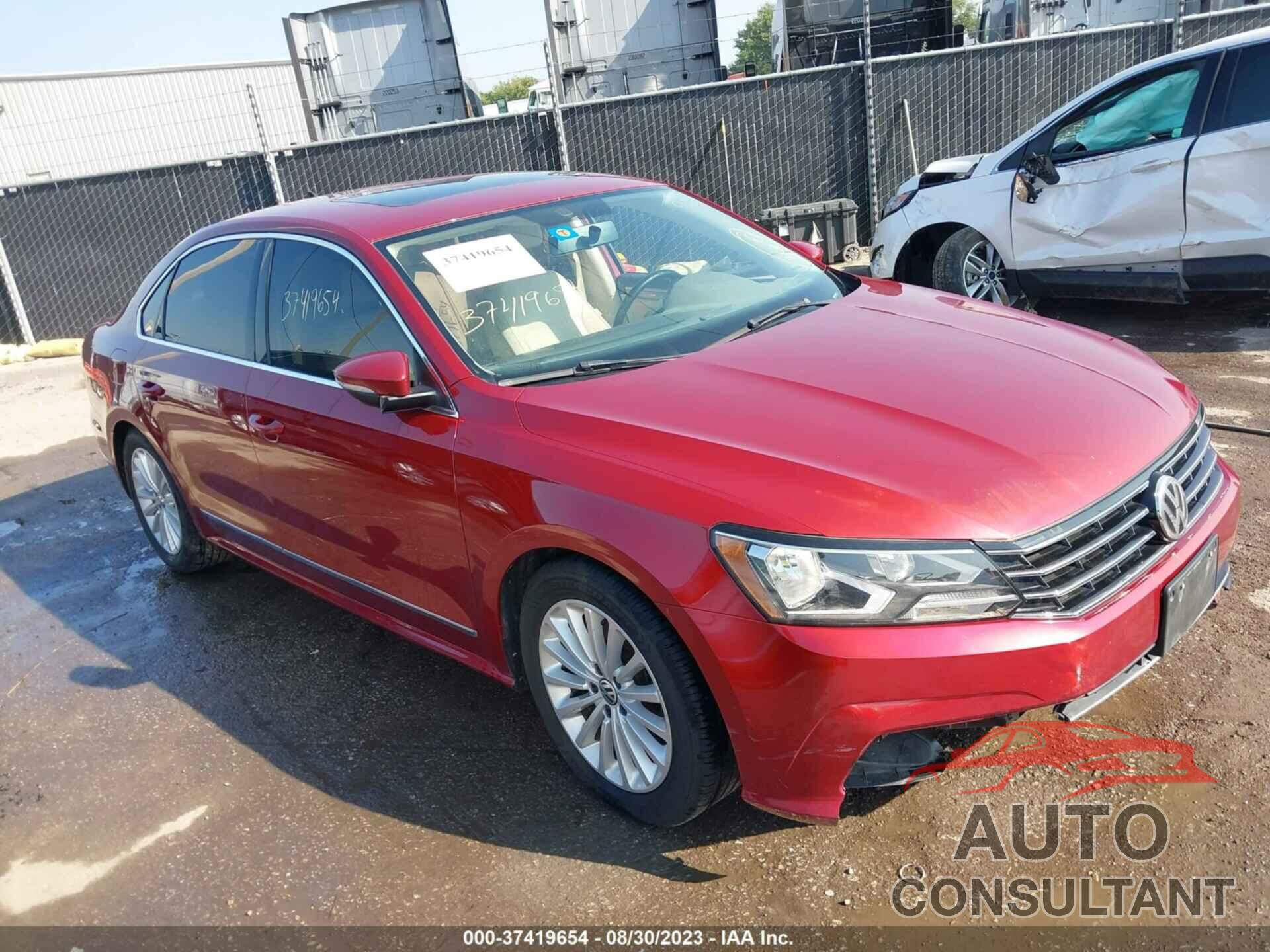 VOLKSWAGEN PASSAT 2017 - 1VWBT7A35HC066522