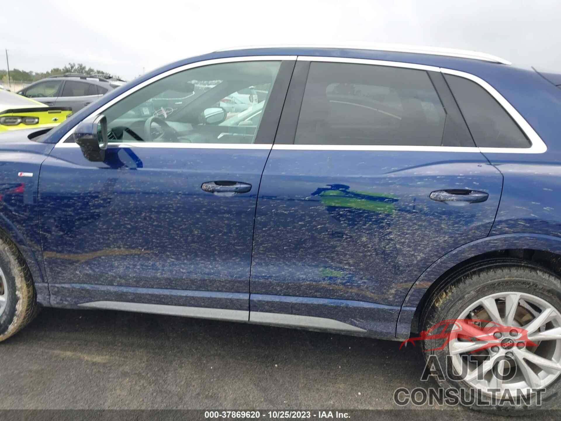 AUDI Q3 2022 - WA1DECF35N1085127