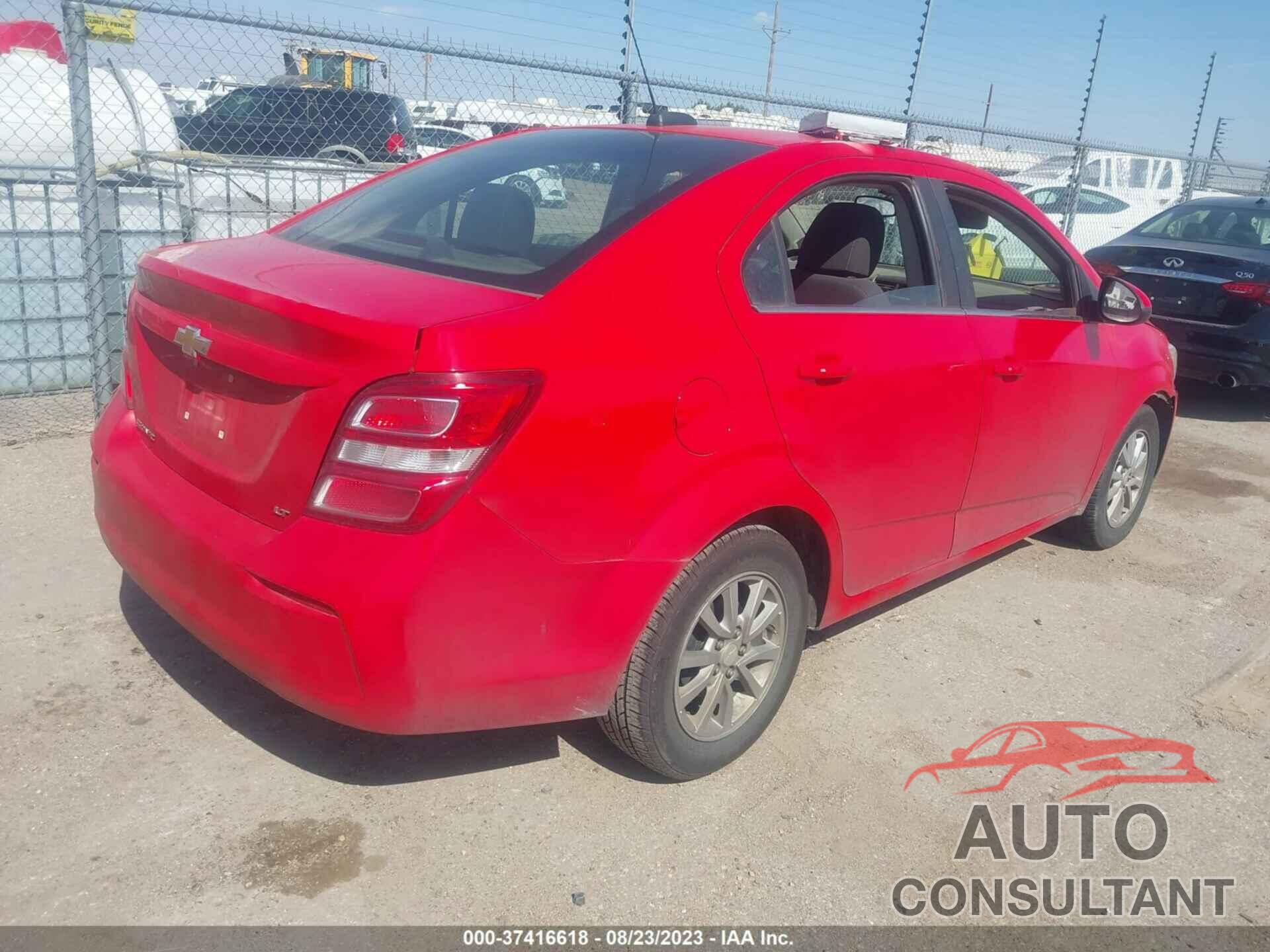 CHEVROLET SONIC 2017 - 1G1JD5SH9H4155555