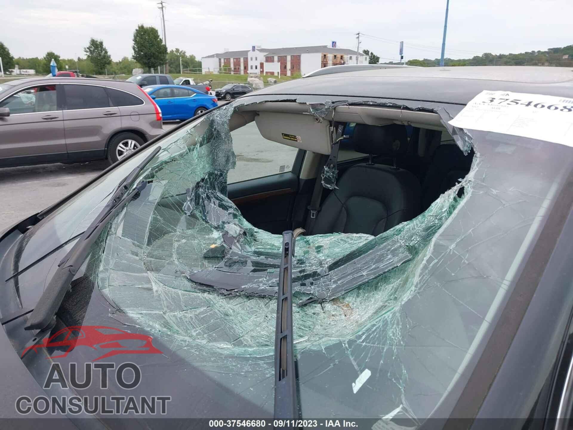 AUDI Q7 2012 - WA1VMAFE6CD009473
