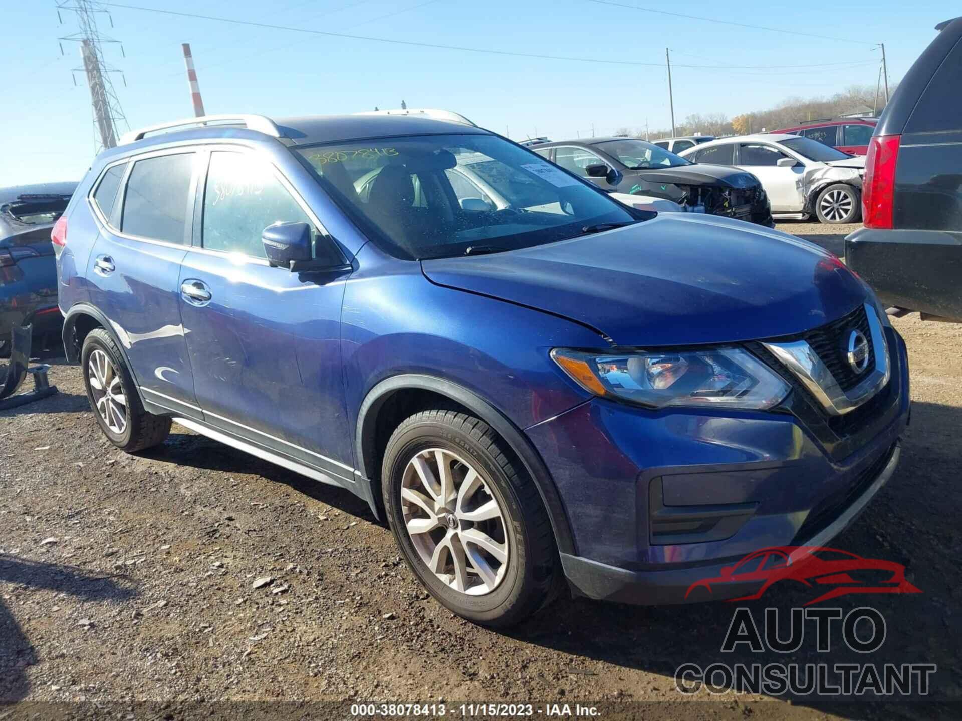 NISSAN ROGUE 2017 - KNMAT2MT9HP510667