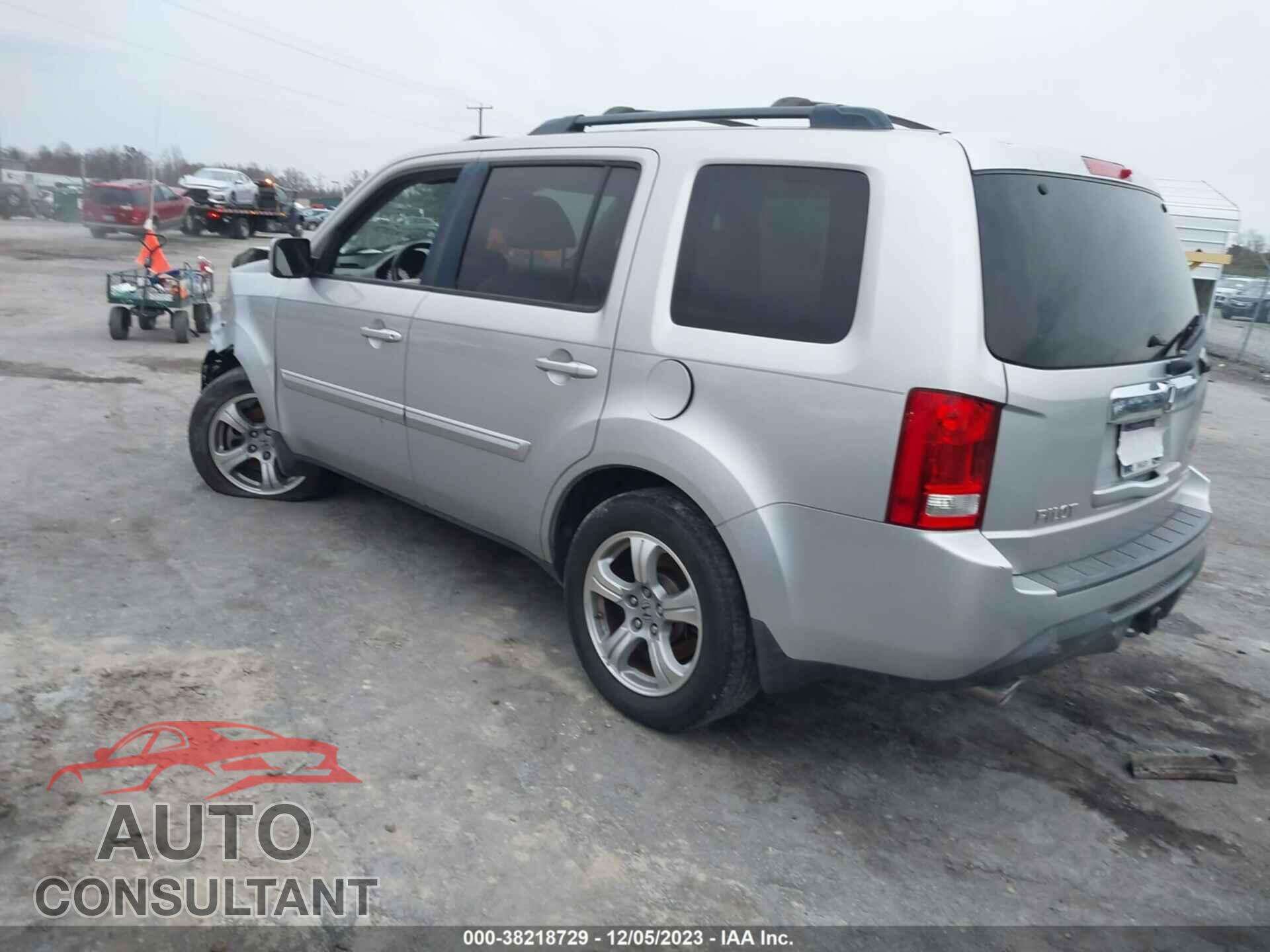 HONDA PILOT 2015 - 5FNYF3H55FB005403
