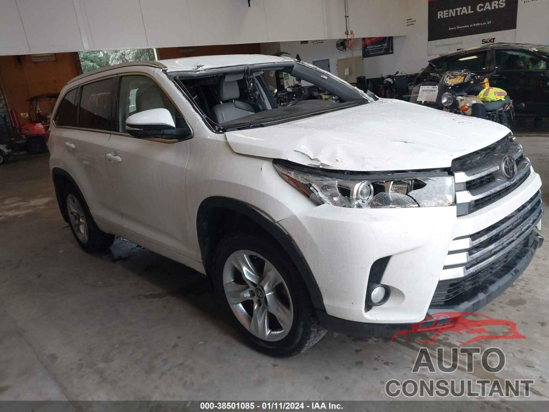 TOYOTA HIGHLANDER 2018 - 5TDDZRFH3JS846677